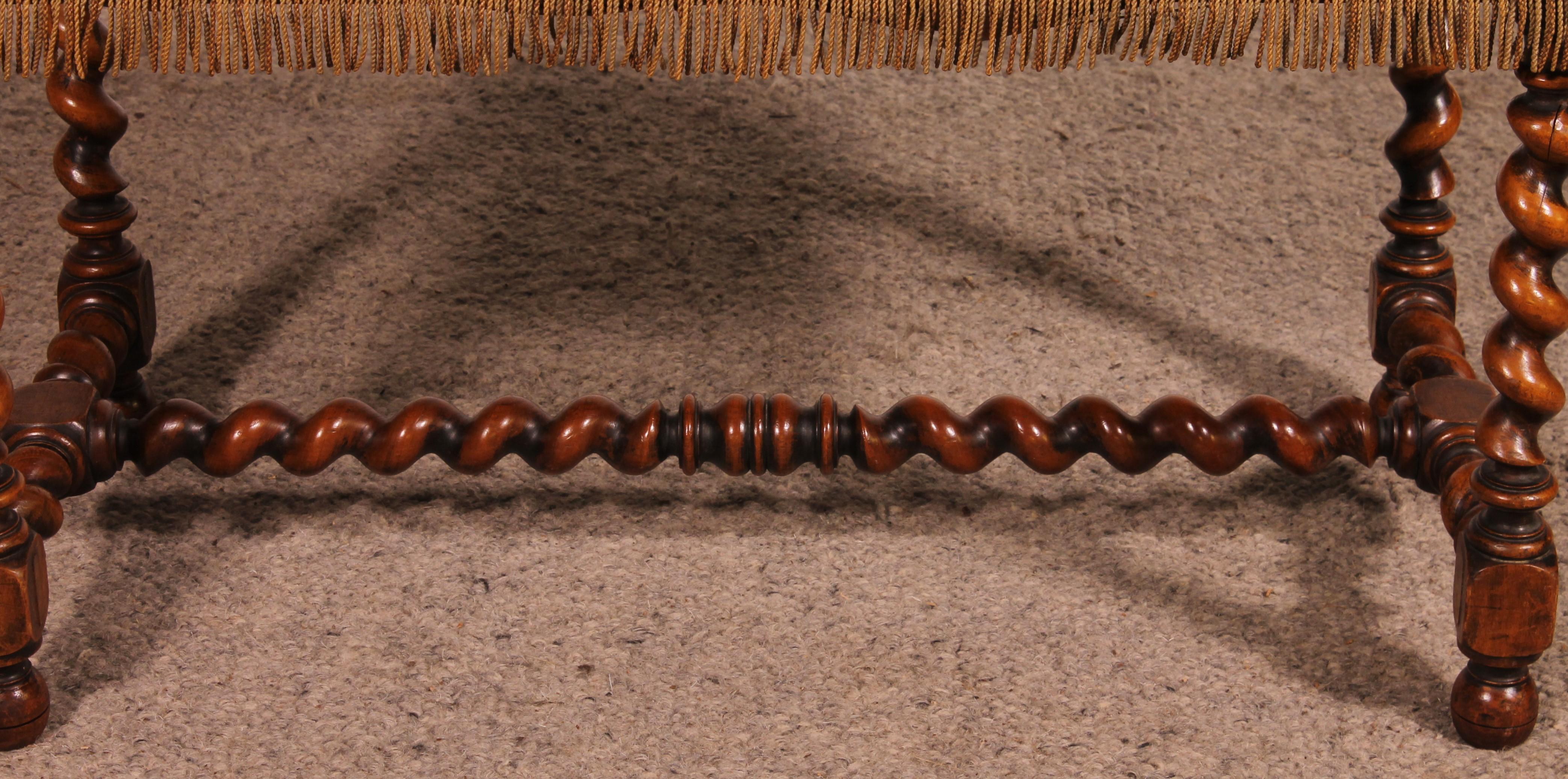 19th Century Louis XIII Bench In Walnut With Its Tapestry For Sale