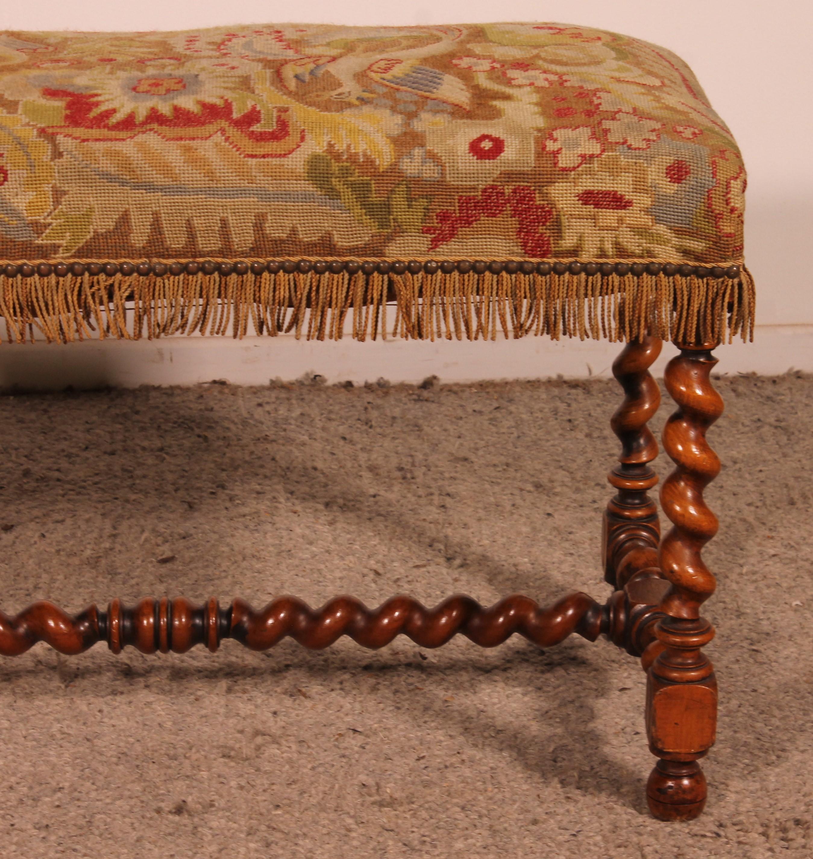 Louis XIII Bench In Walnut With Its Tapestry For Sale 3