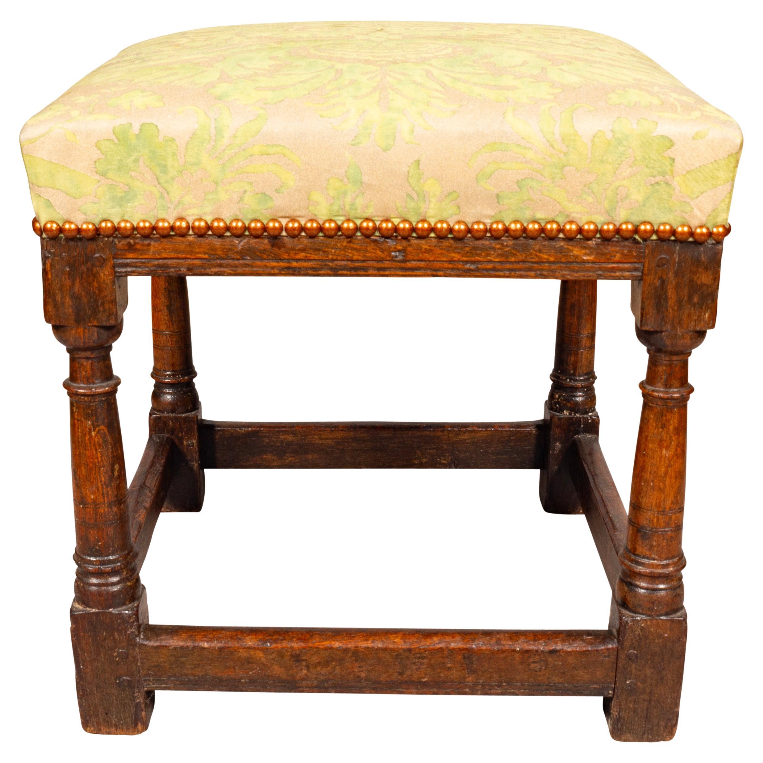 Louis XIII Oak Bench