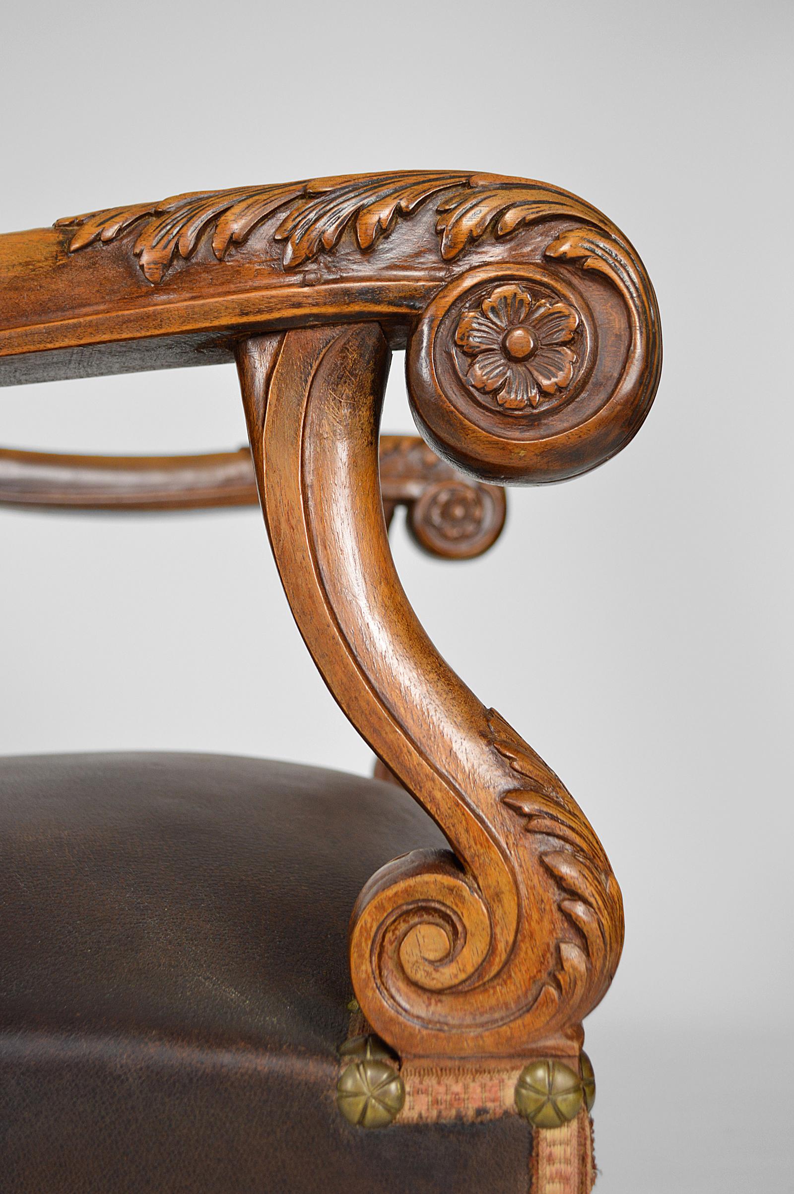 Louis XIII Office Armchair in Leather and Carved Walnut, France, circa 1860 For Sale 9