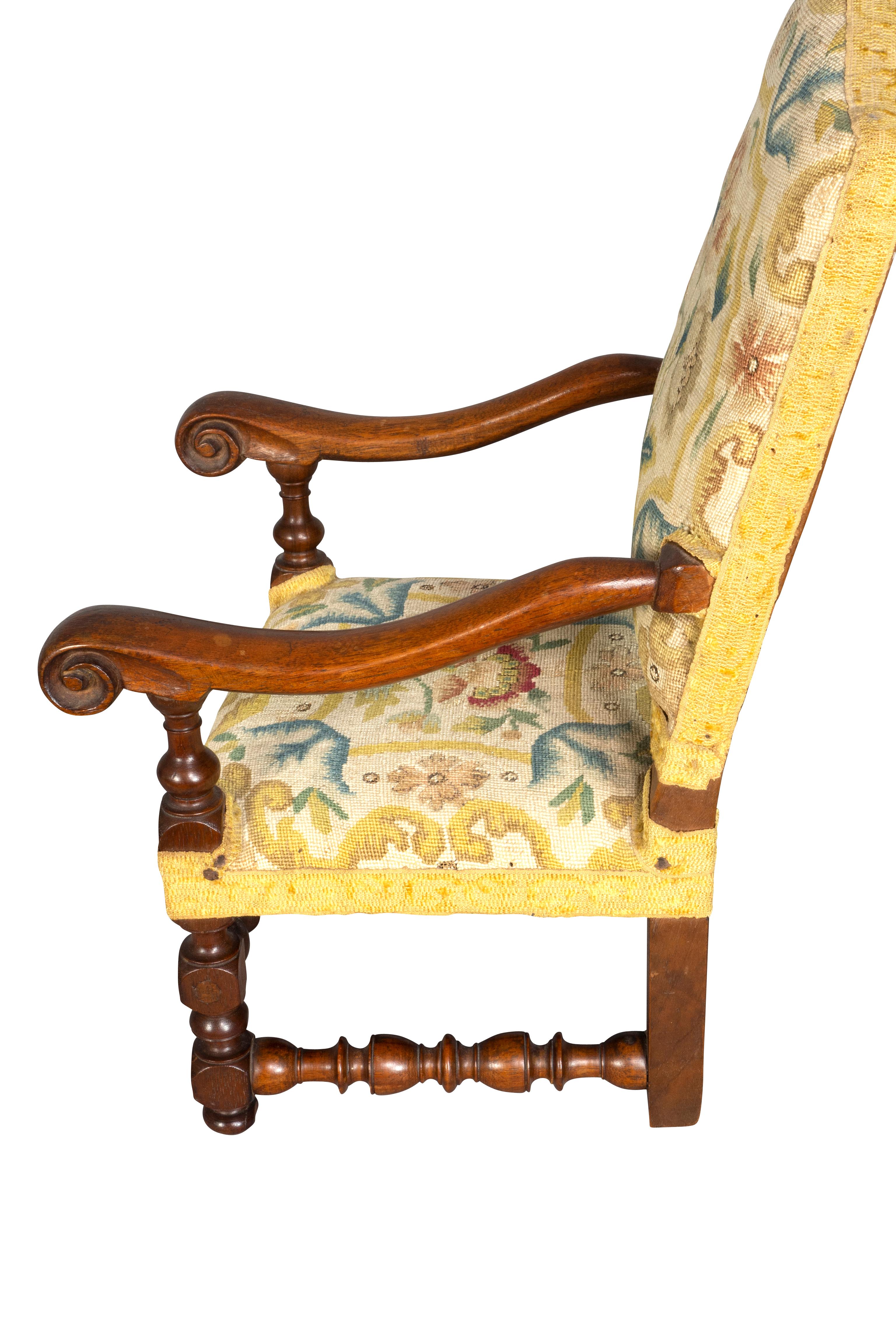 Louis XIII Walnut Miniature Armchair In Good Condition For Sale In Essex, MA