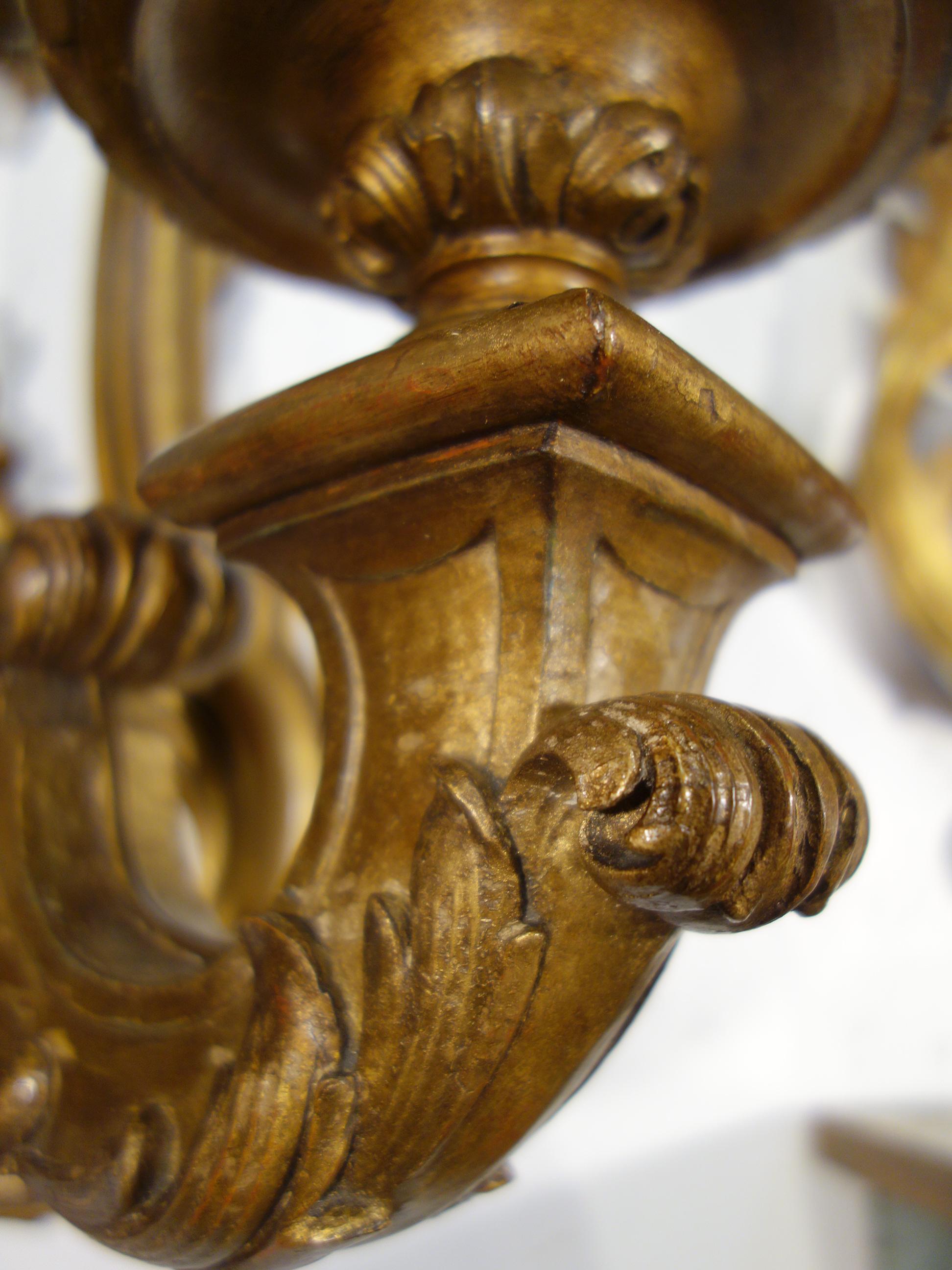 Louis XIV Baroque Style Italian Carved Giltwood Pair of Sconces, circa 1930 For Sale 3