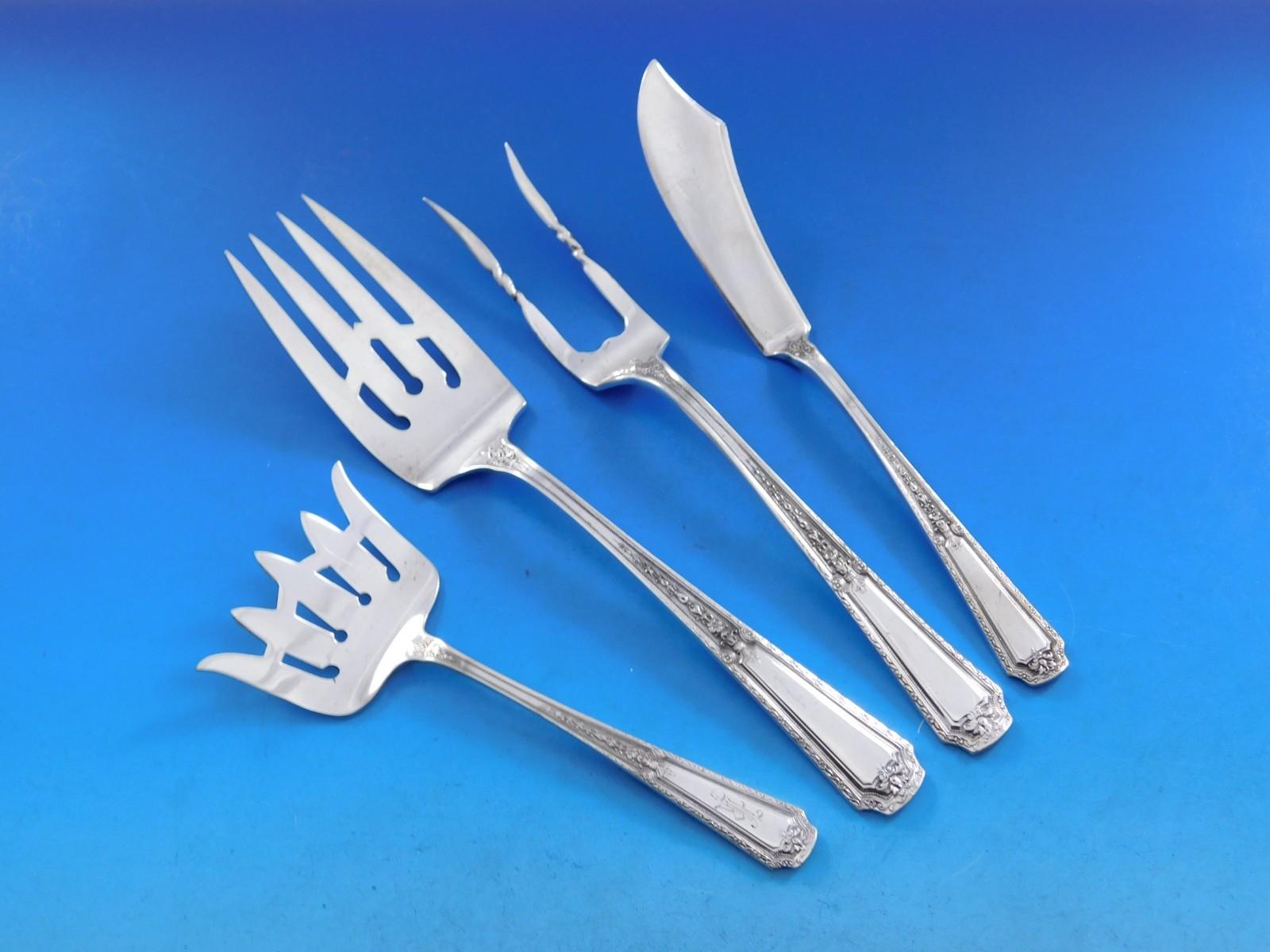 Louis XIV by Towle Sterling Silver Flatware Set 12 Service 135 pcs Many servers For Sale 2