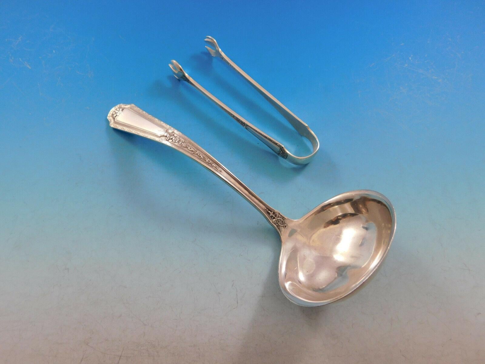 Service de couverts en argent sterling Louis XIV par Towle pour 12 personnes 110 pièces en vente 2