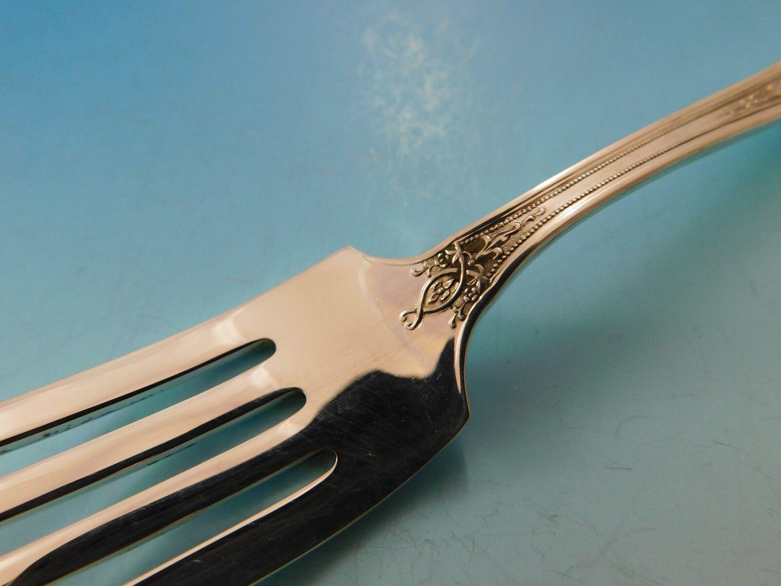 Inizio XX secolo Louis XIV by Towle Set di posate in argento sterling per 12 cene 143 pezzi in vendita