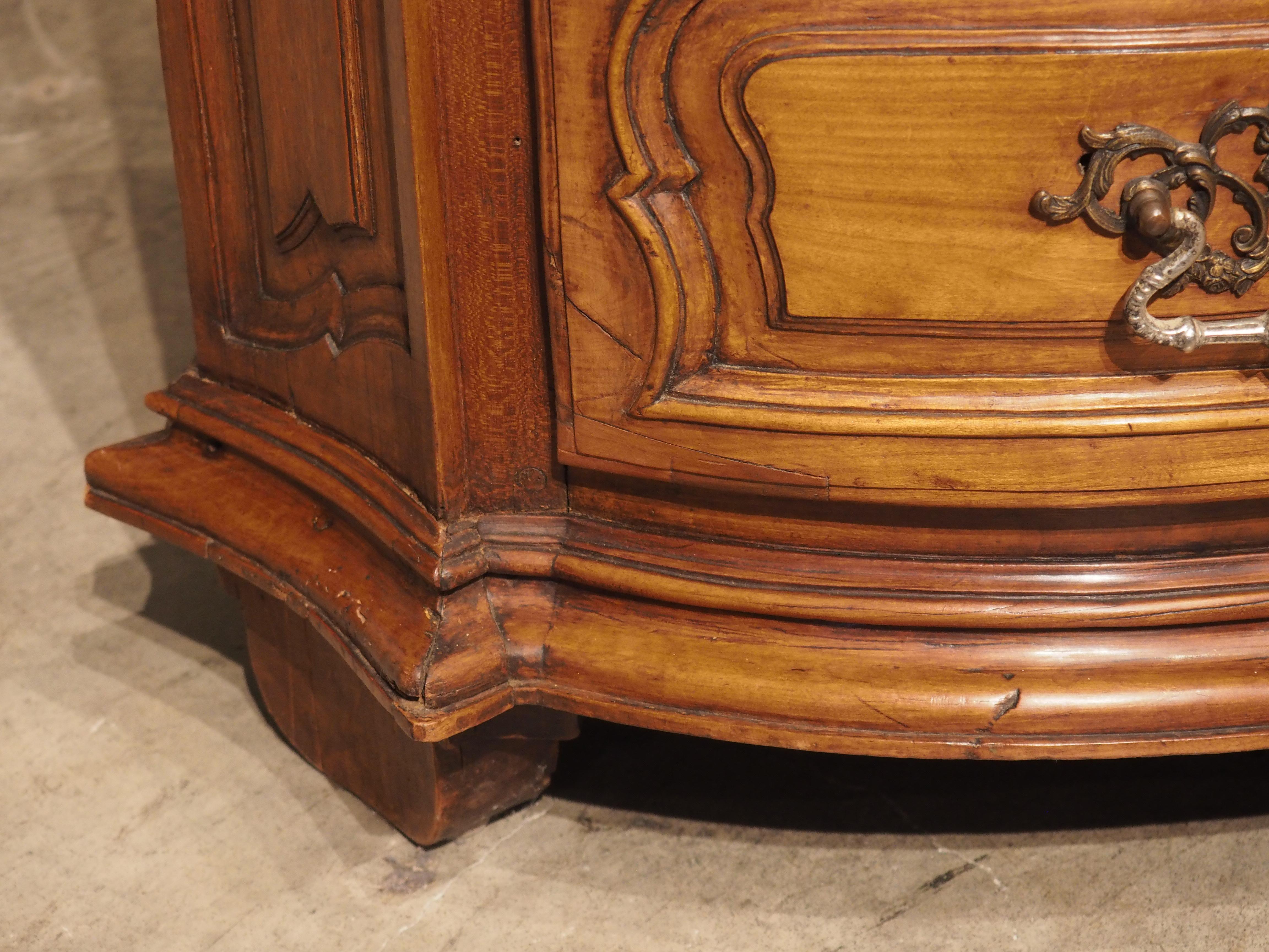 Louis XIV Cherrywood Commode from France, Early 18th Century For Sale 1