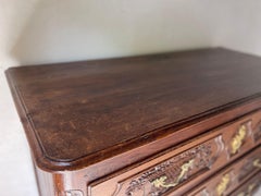 Commode Louis XIV en chêne sculpté Liège 18ème siècle
