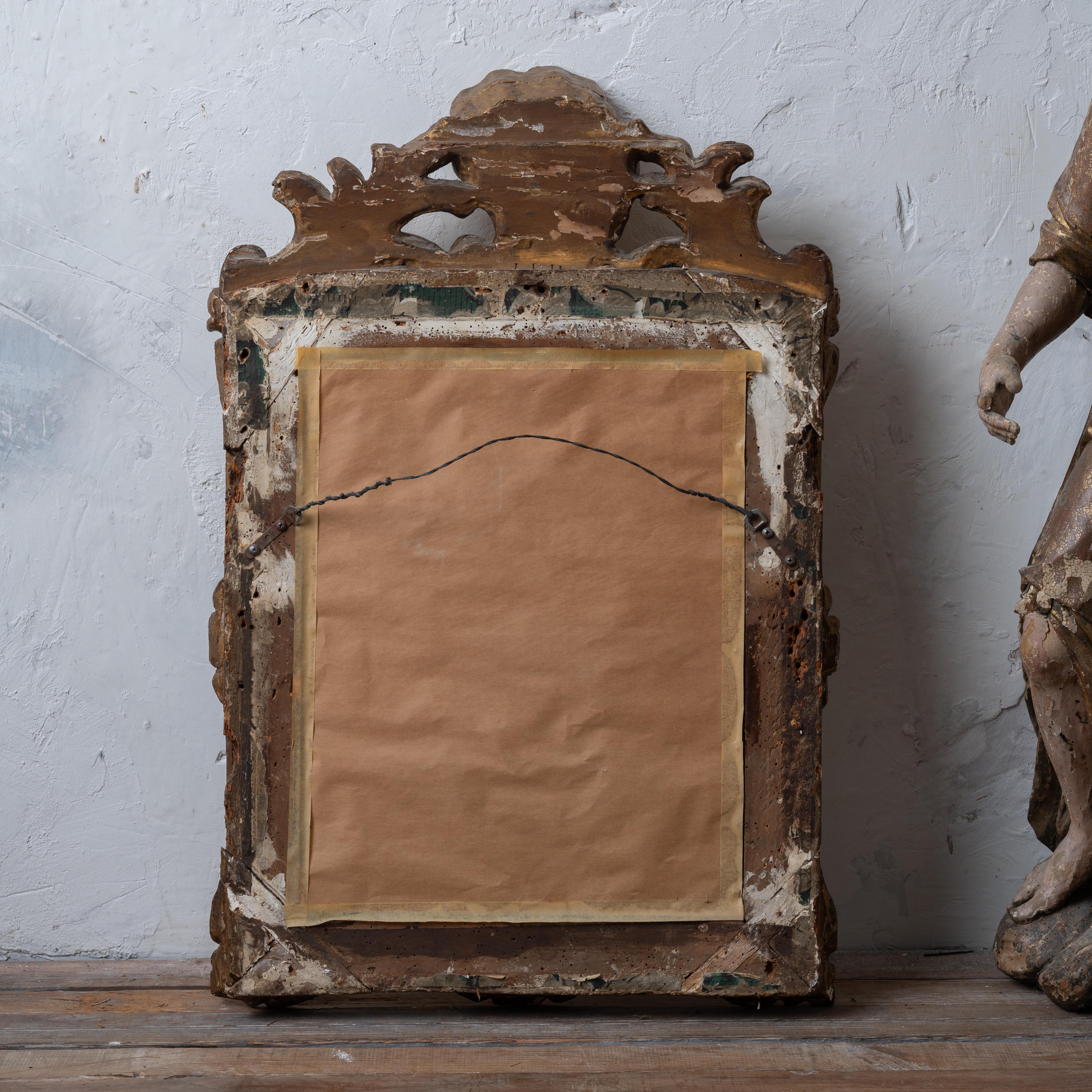 Miroir paraclose en bois doré Louis XIV, c.1700 en vente 10