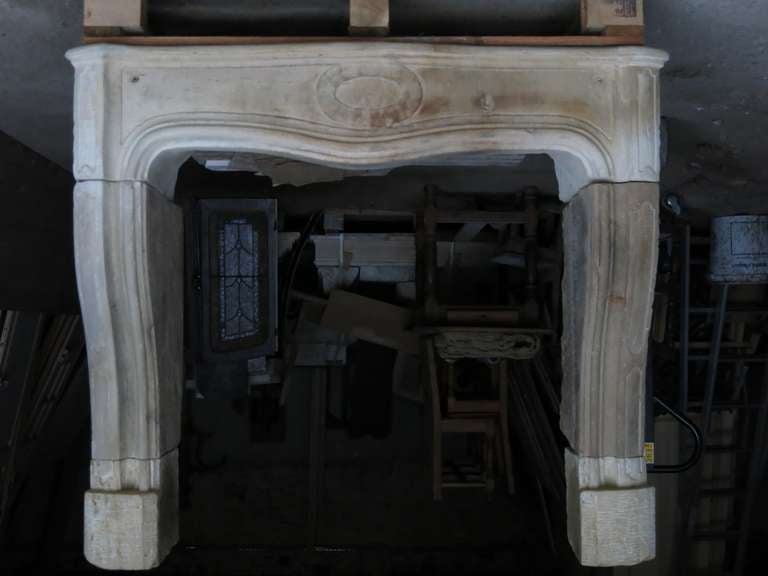 Antique Stone Fireplace Louis XIV Style Hand-Carved 18th Century from France.
Beautiful hand-carving from that period, excellent quality of sandstone.
Firebox: width 95cm x high 95cm.
Ready for installation as it is.
Available right now from our Los