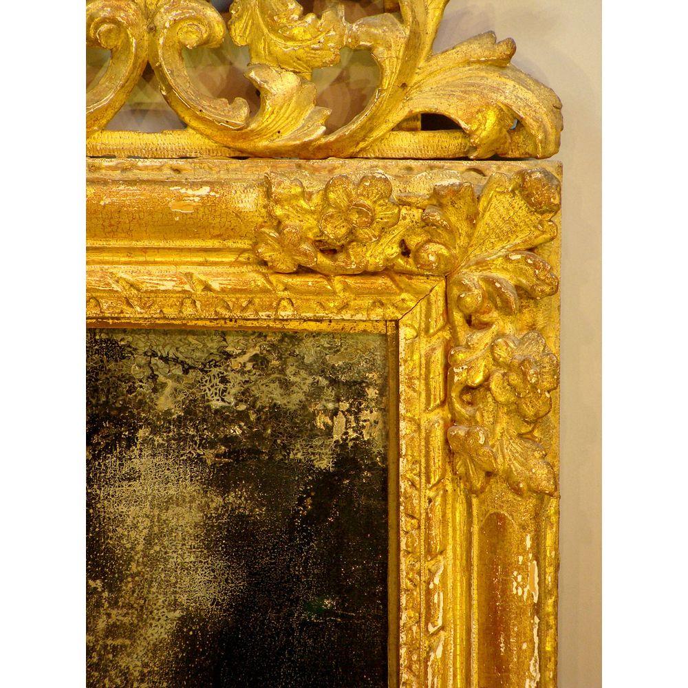 English Louis XIV Period Carved Giltwood Mirror