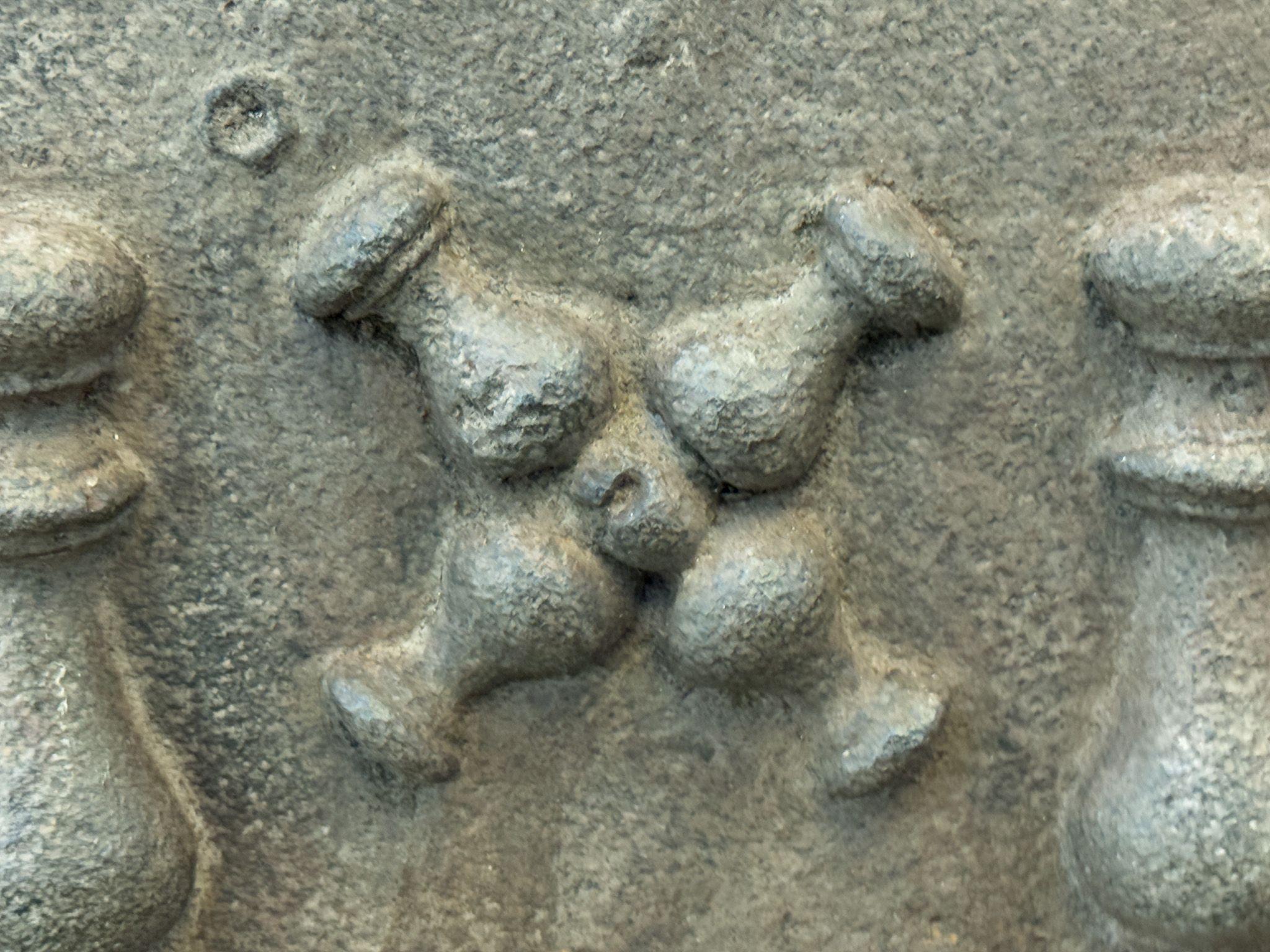 Säulen mit Andreaskreuz