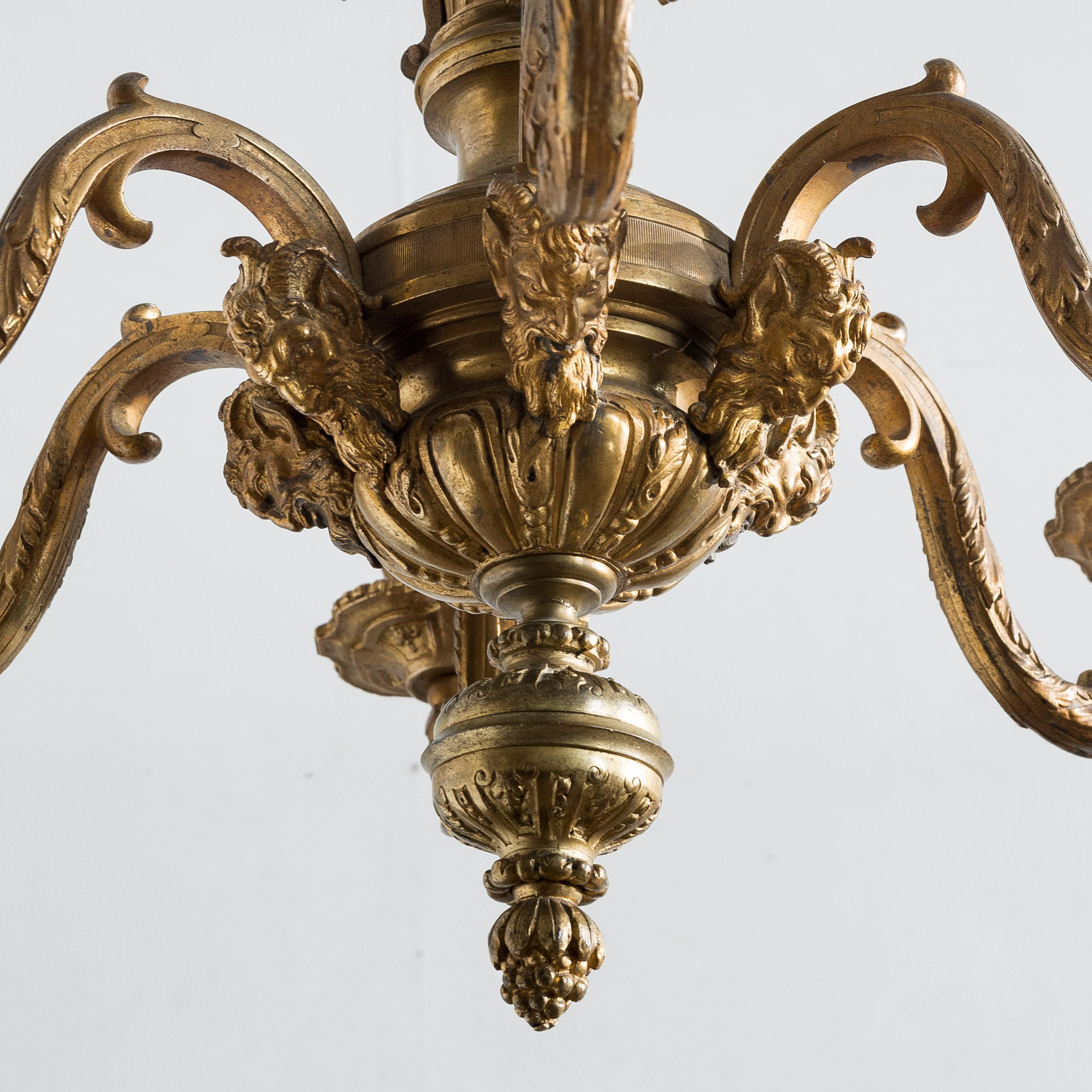 Lampadario in bronzo in stile Luigi XIV Régence in vendita 8