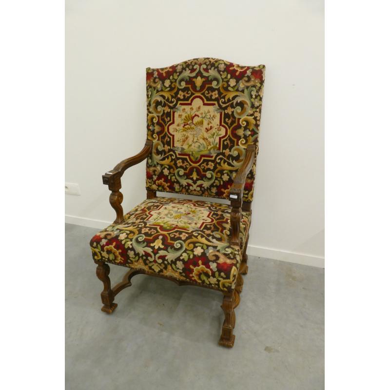 Mid-20th Century Louis XIV Style Armchair with High Back Covered with Tapestry, circa 1930 For Sale