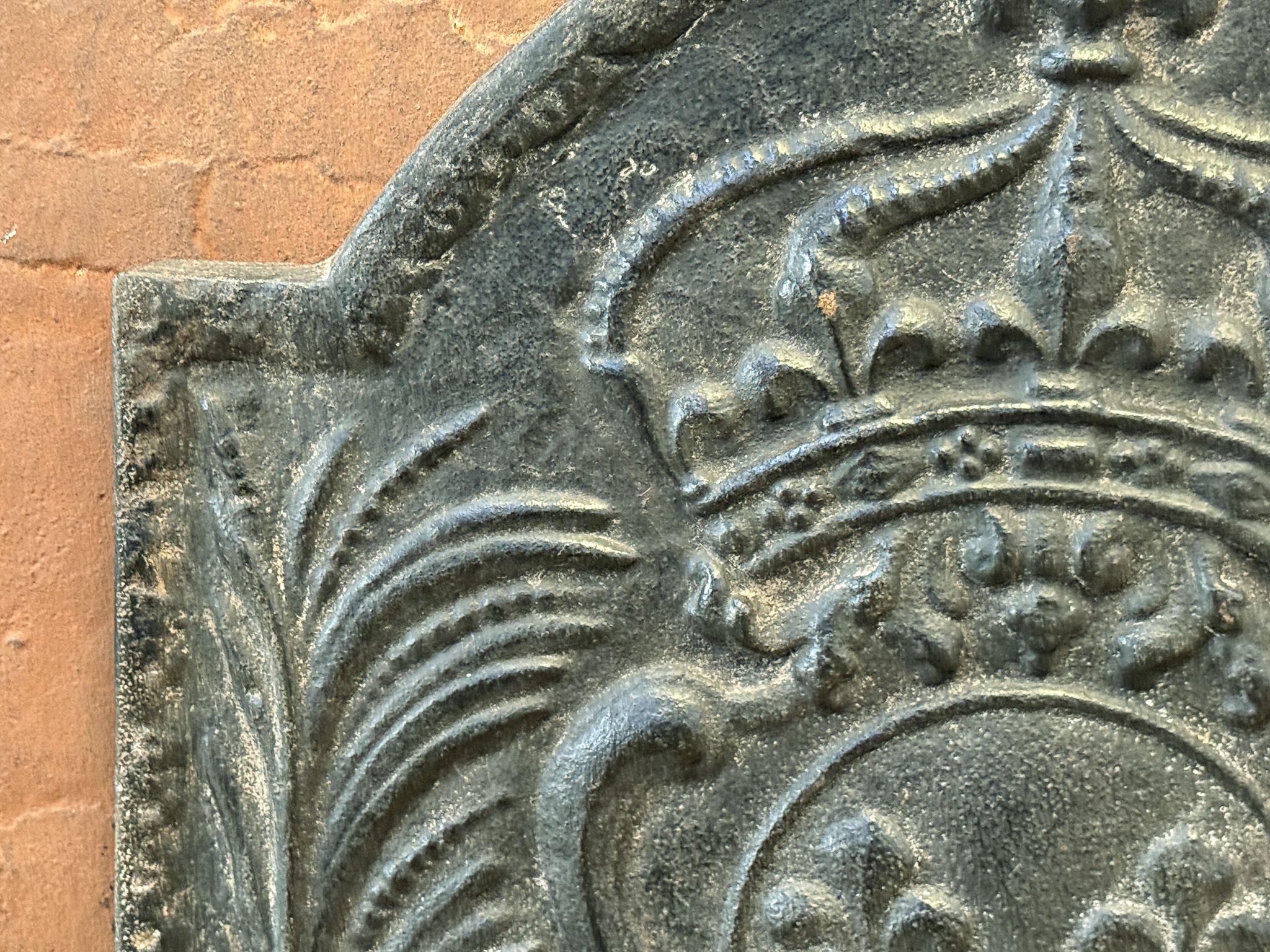 20ième siècle Plaque de cheminée / dosseret 