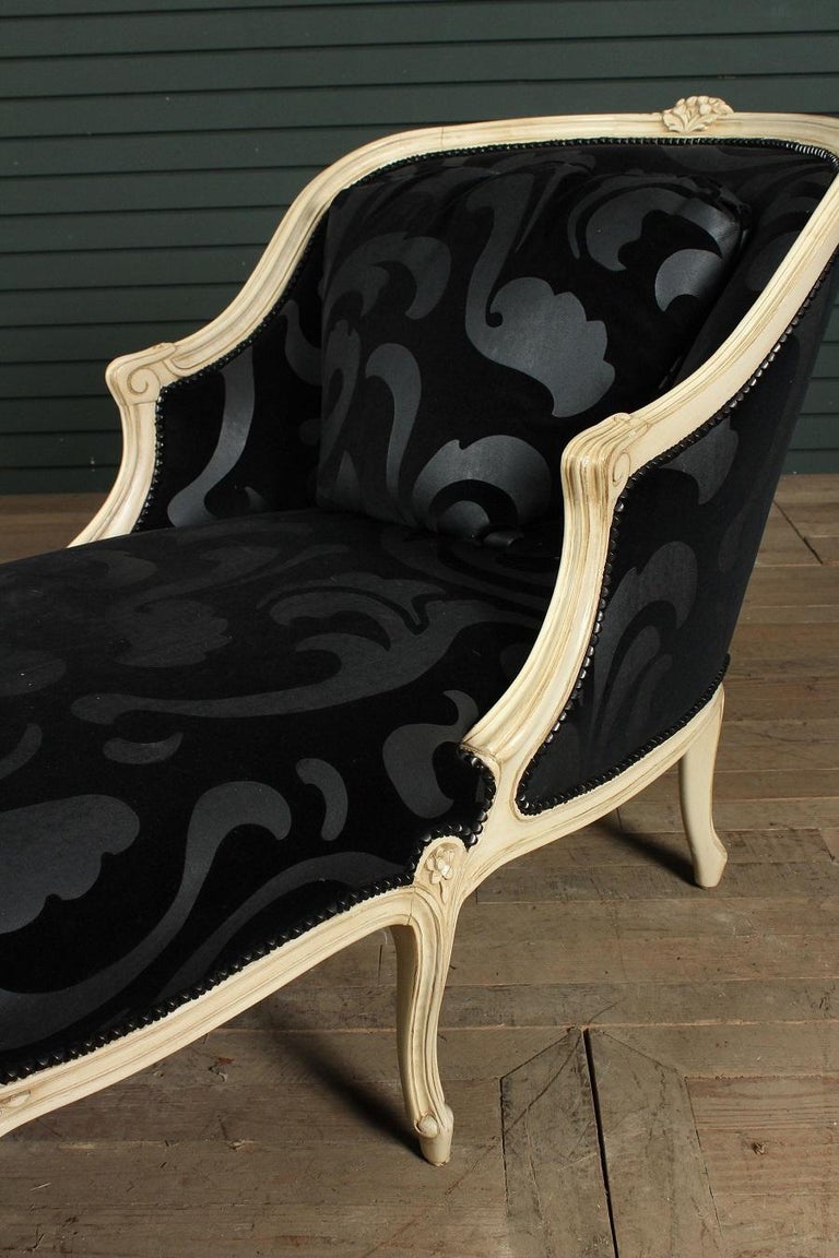 Wood Louis XIV Style Chaise Lounge For Sale