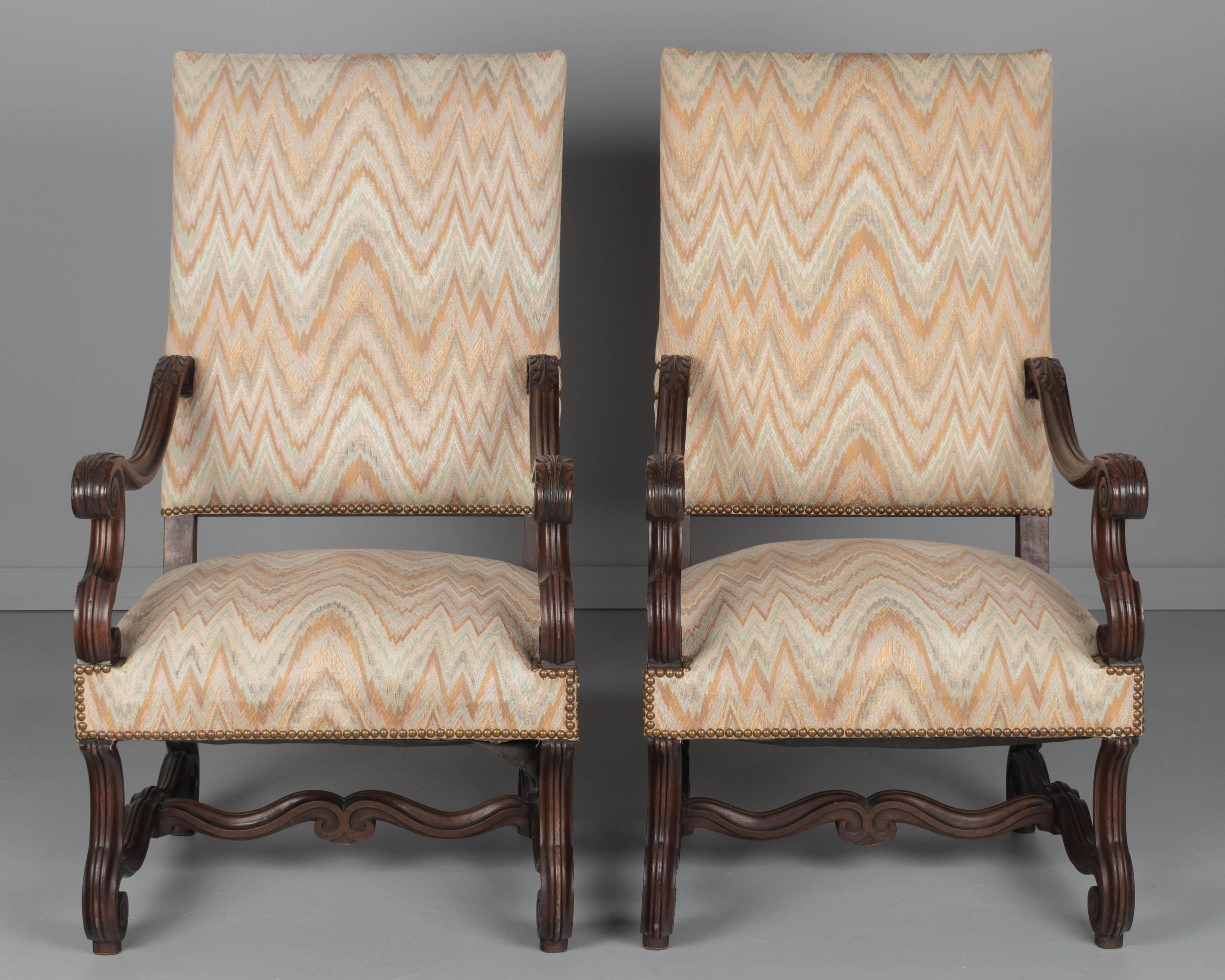 Französische Fauteuils oder Sessel im Louis XIV.-Stil, Paar im Zustand „Gut“ im Angebot in Winter Park, FL