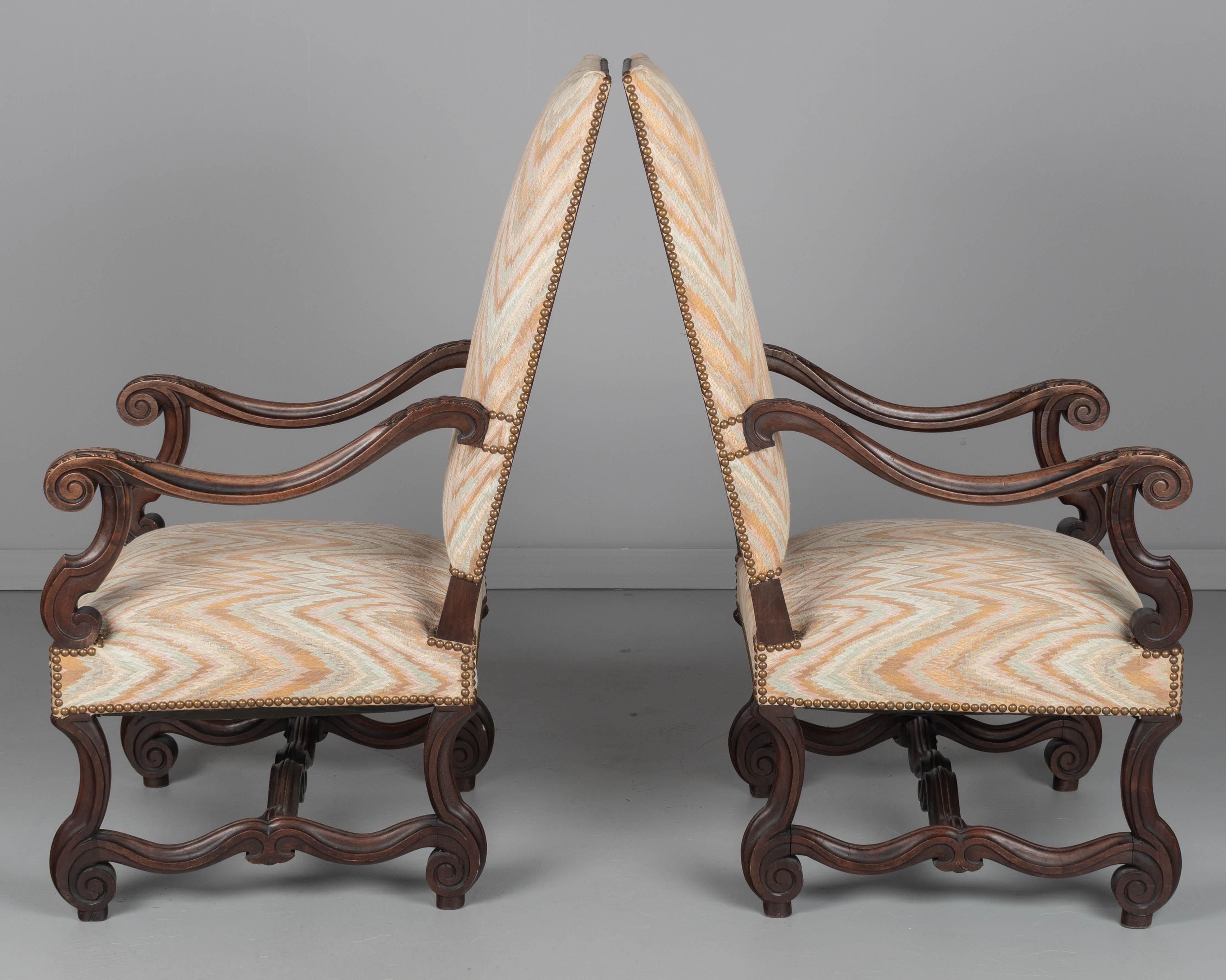 Französische Fauteuils oder Sessel im Louis XIV.-Stil, Paar (20. Jahrhundert) im Angebot