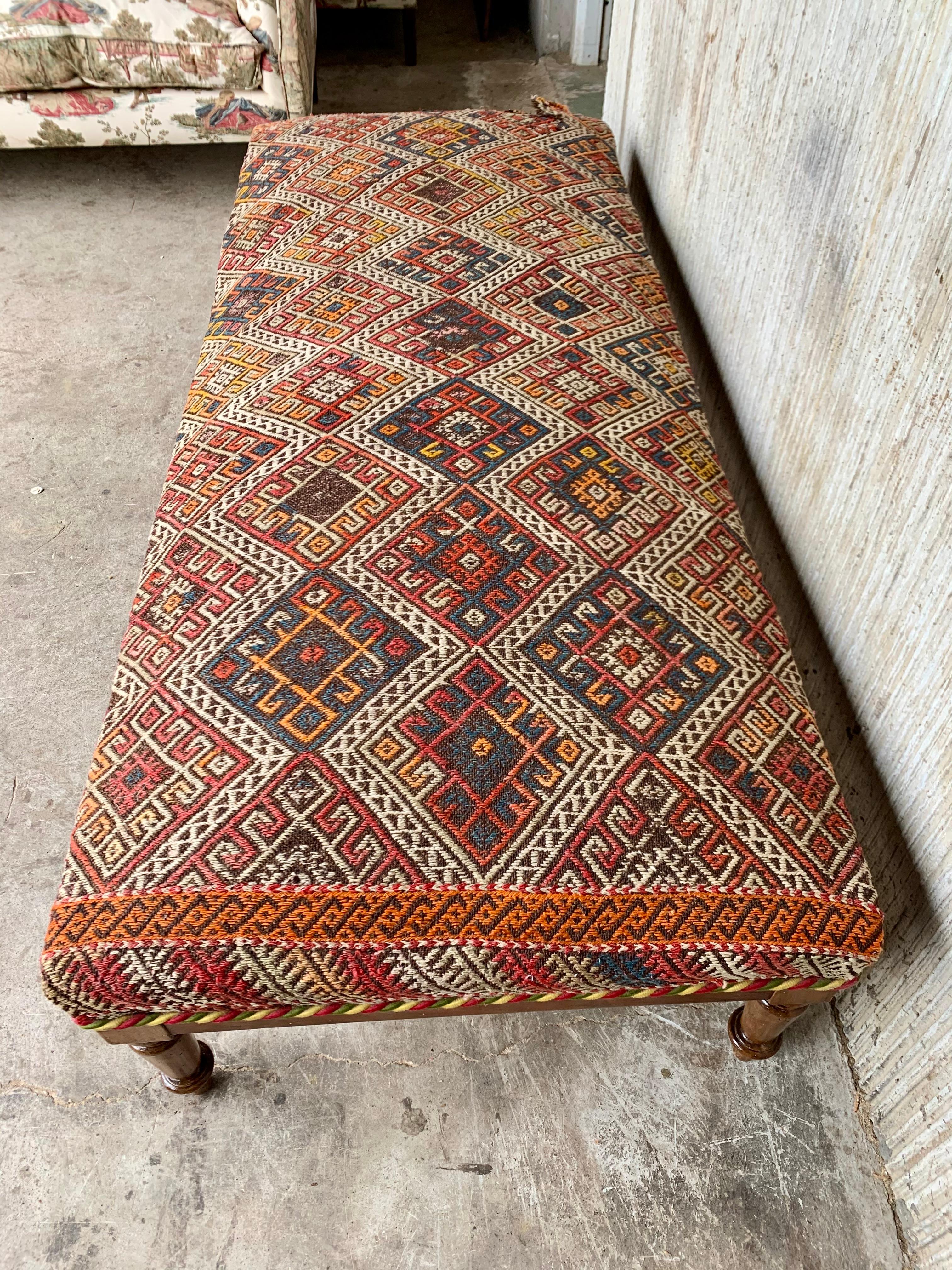 Louis XIV Style French Large Bench Dark Oak from 1920s In Good Condition For Sale In Miami, FL