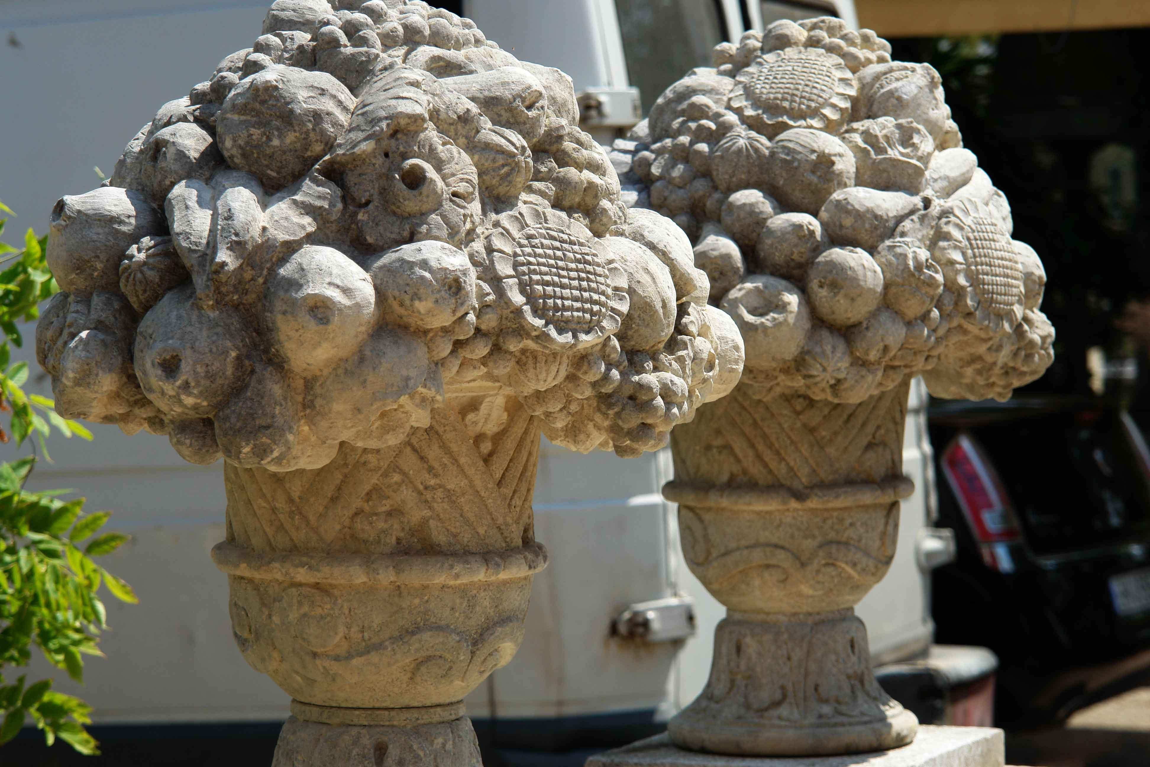20th Century 2 Louis XIV Style Fruits-Urns with Pedestal Hand-Carved in Pure Limestone For Sale