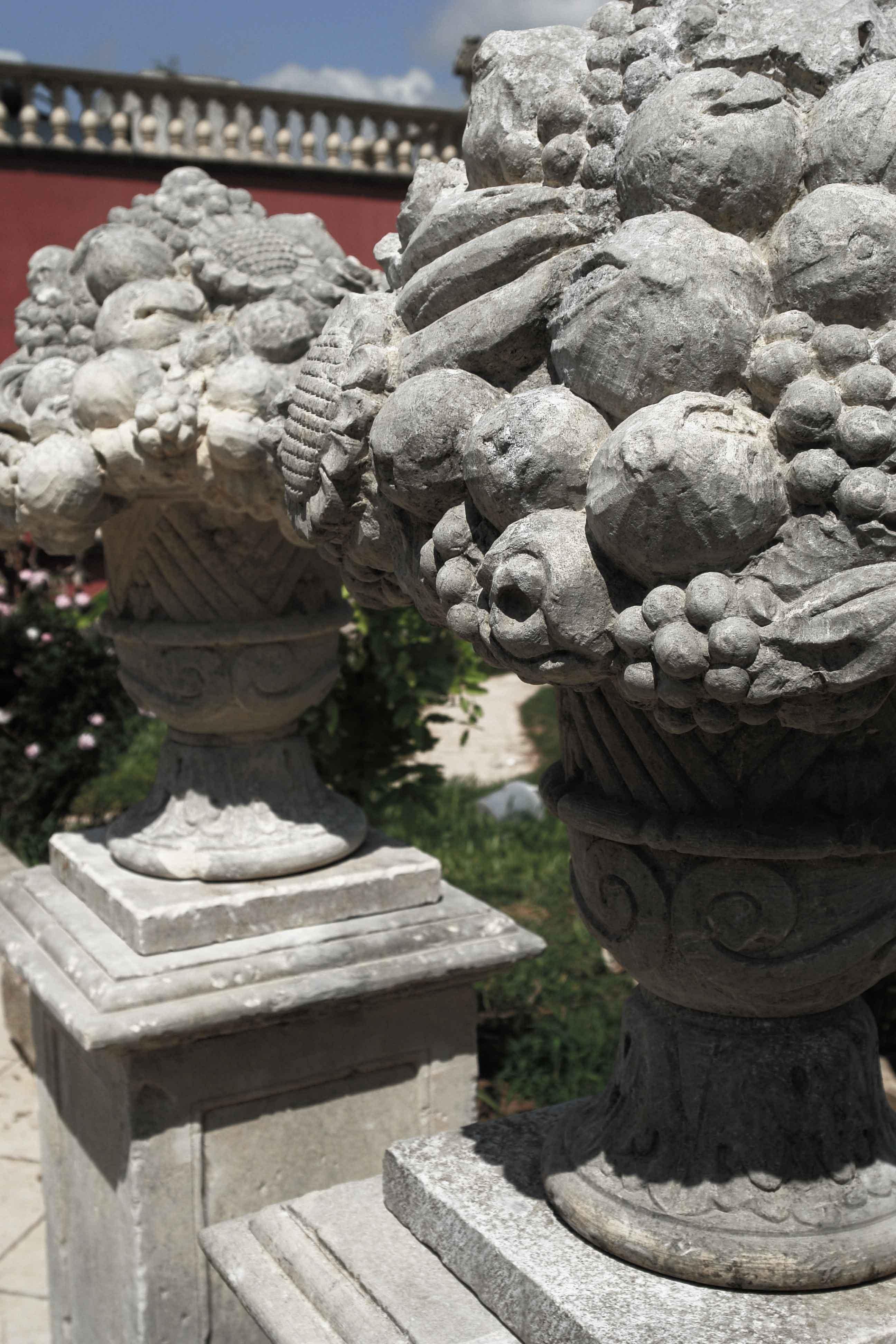 2 Louis XIV Style Fruits-Urns with Pedestal Hand-Carved in Pure Limestone For Sale 2