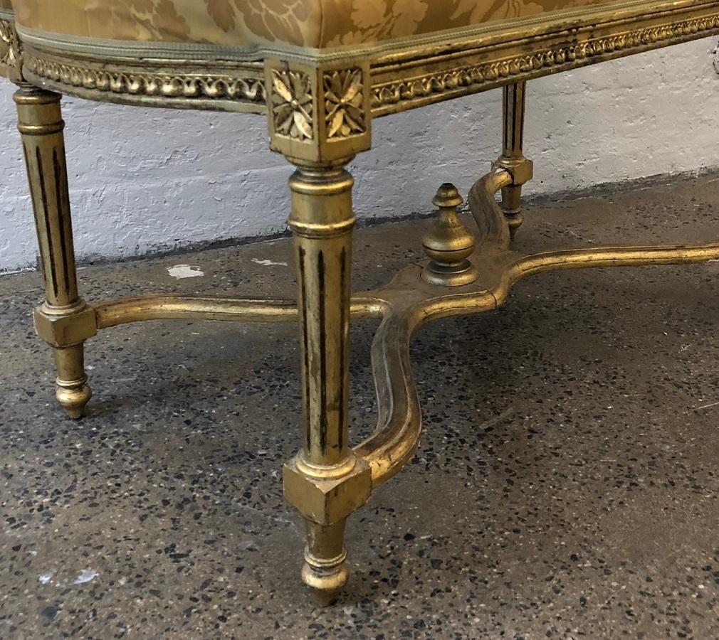 Louis XIV Style Giltwood Bench In Good Condition For Sale In New York, NY