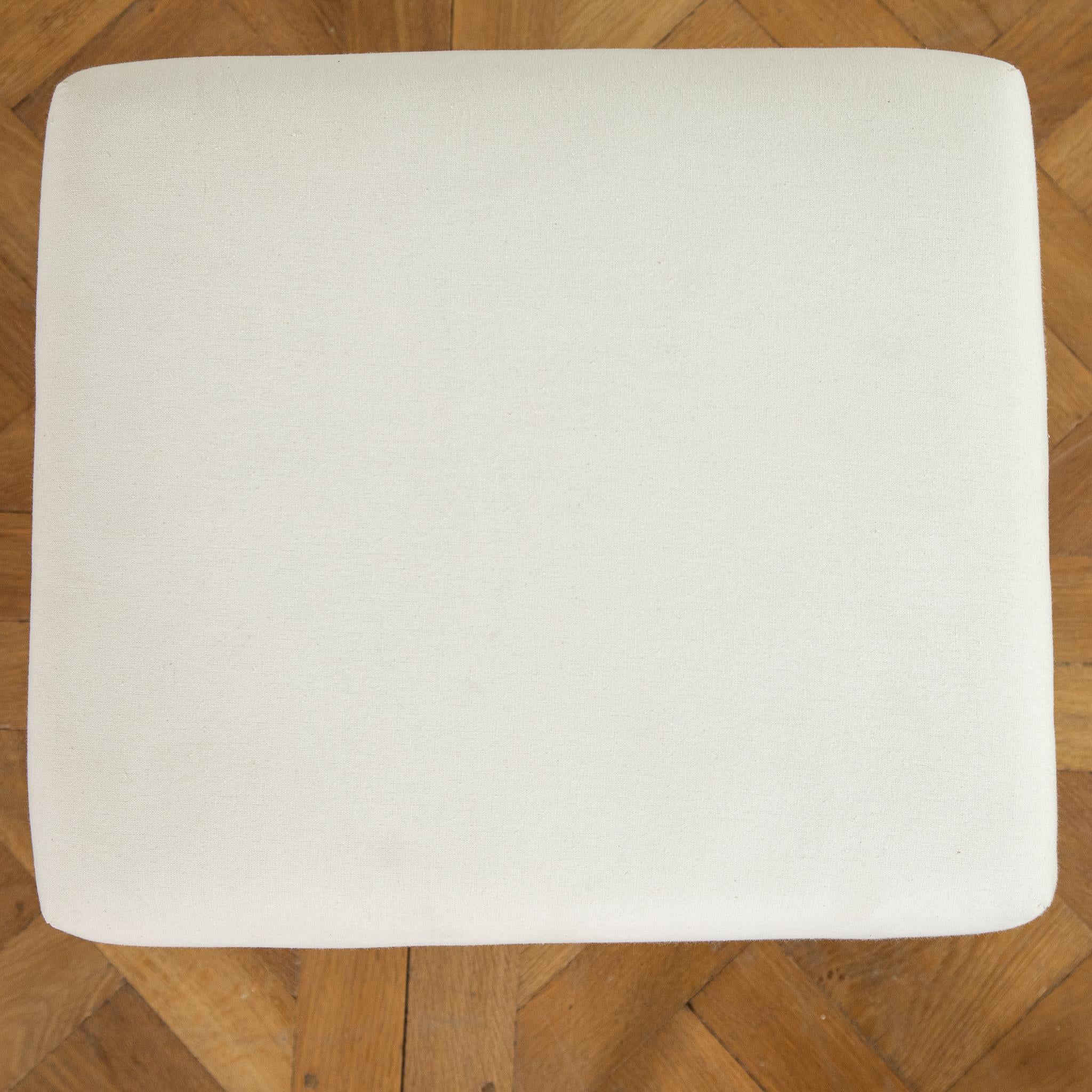 Taburete de madera dorada estilo Luis XIV en venta 5