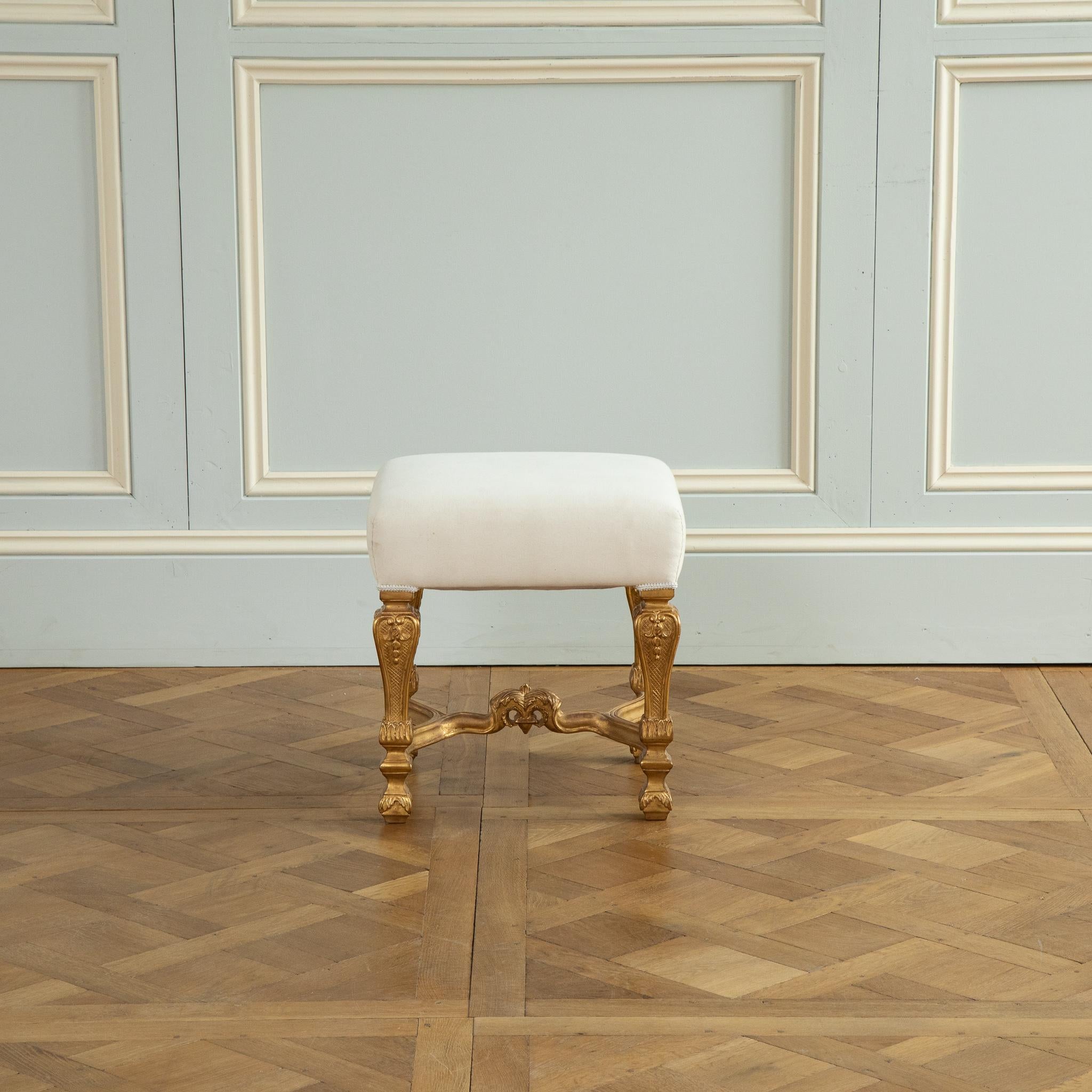 English Louis XIV style giltwood stool  For Sale