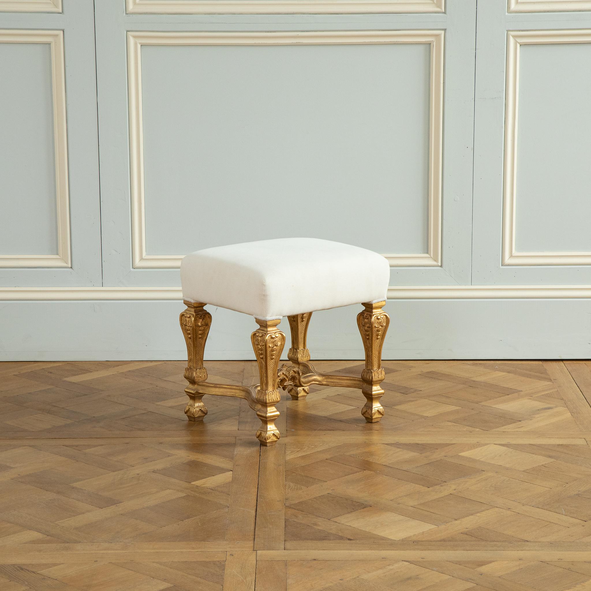 Taburete de madera dorada estilo Luis XIV Dorado en venta