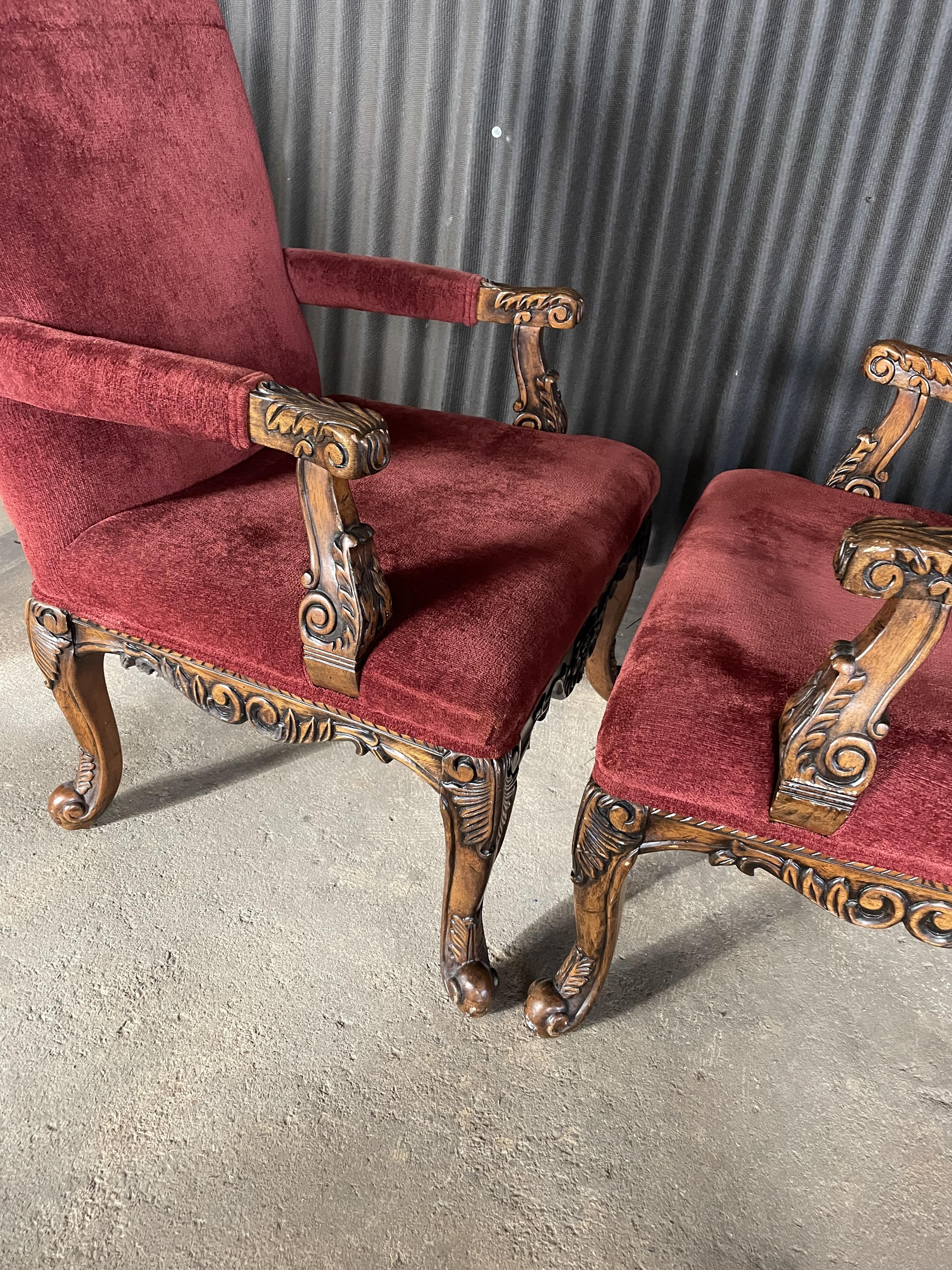 Poltrona con schienale alto in stile Luigi XIV, tipo trono, coppia in vendita 1