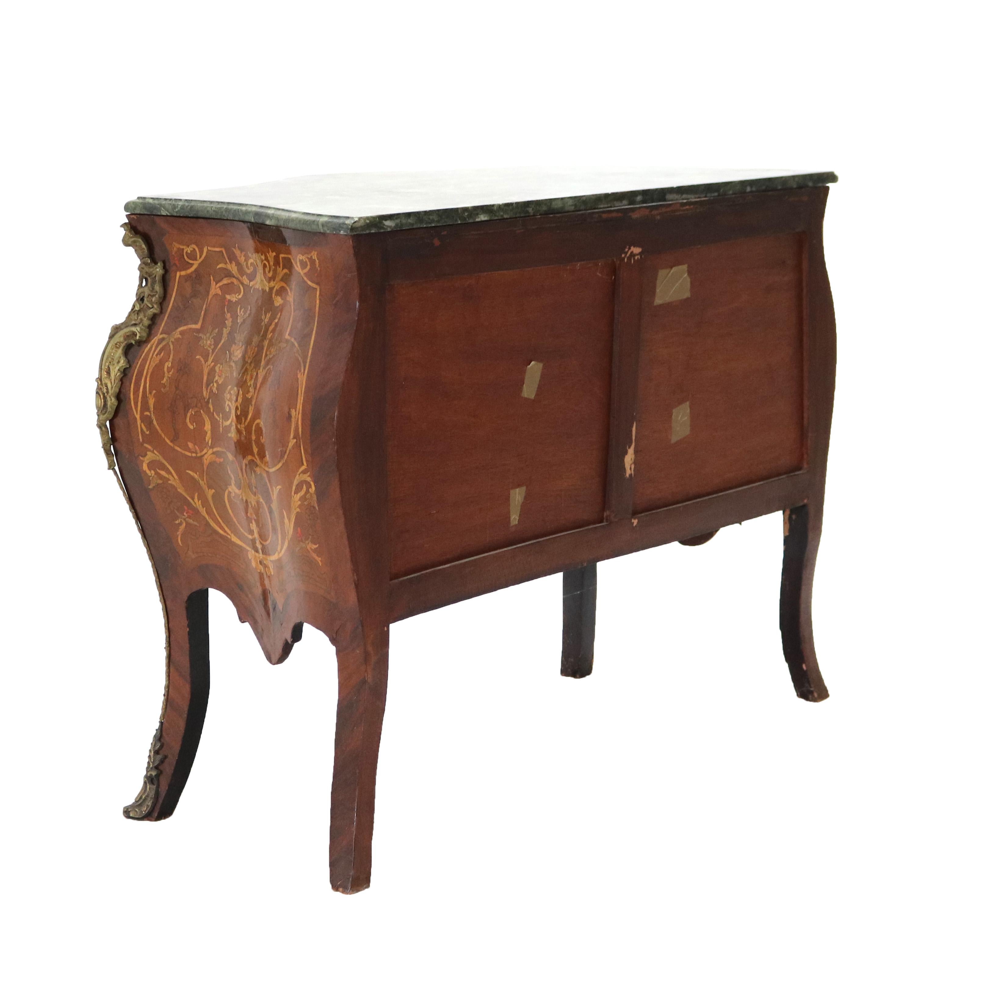 Similoro Commodo a bombe intarsiate in legno di re, ormù, marmo e legno satinato in stile Luigi XIV, XX sec. in vendita
