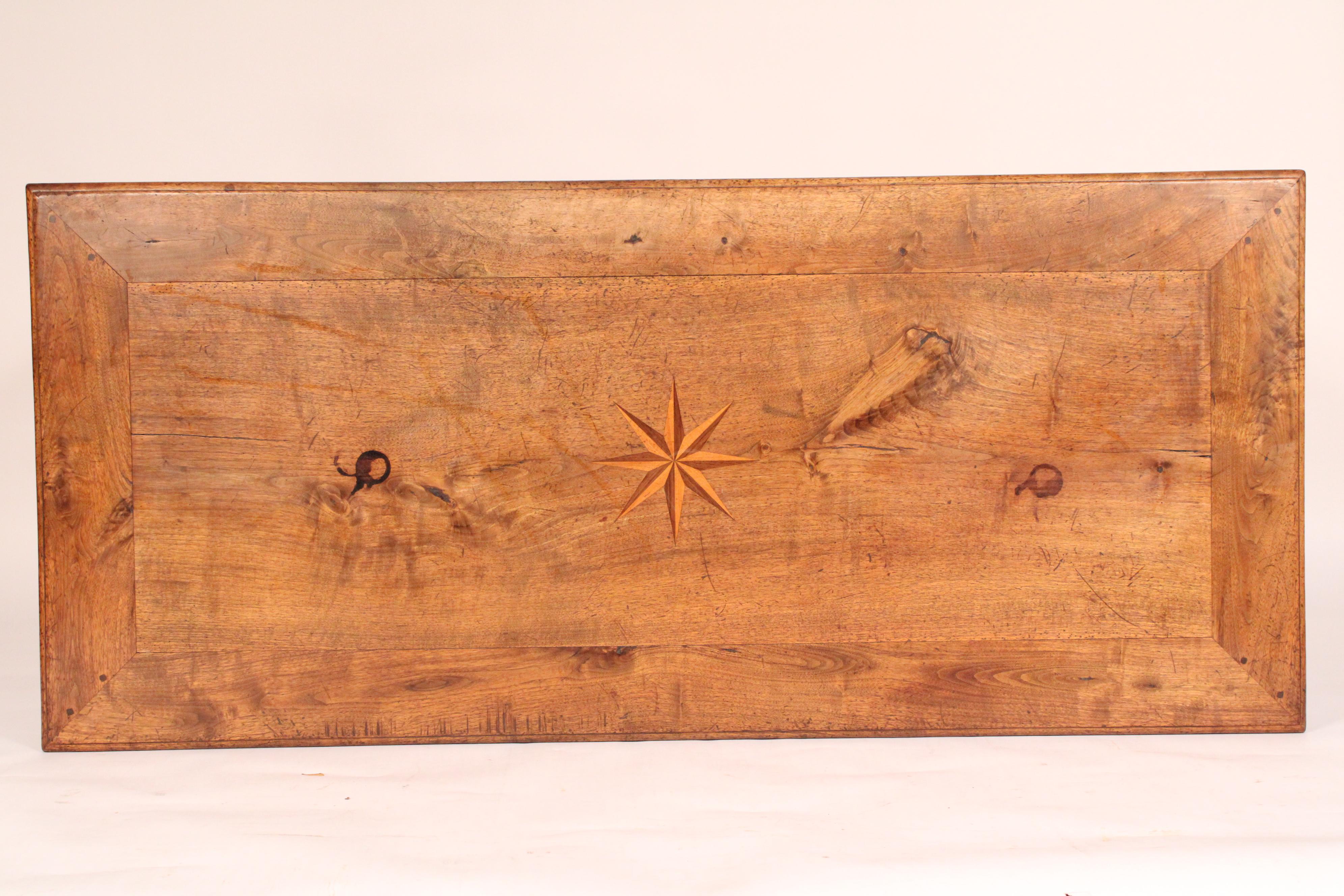 Acciaio Scrivania in legno misto in stile Luigi XIV in vendita
