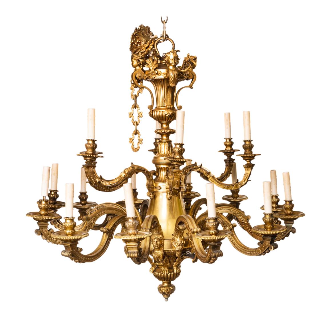 Ormolu-Kronleuchter im Stil Louis XIV mit achtzehn Lichtern im Angebot