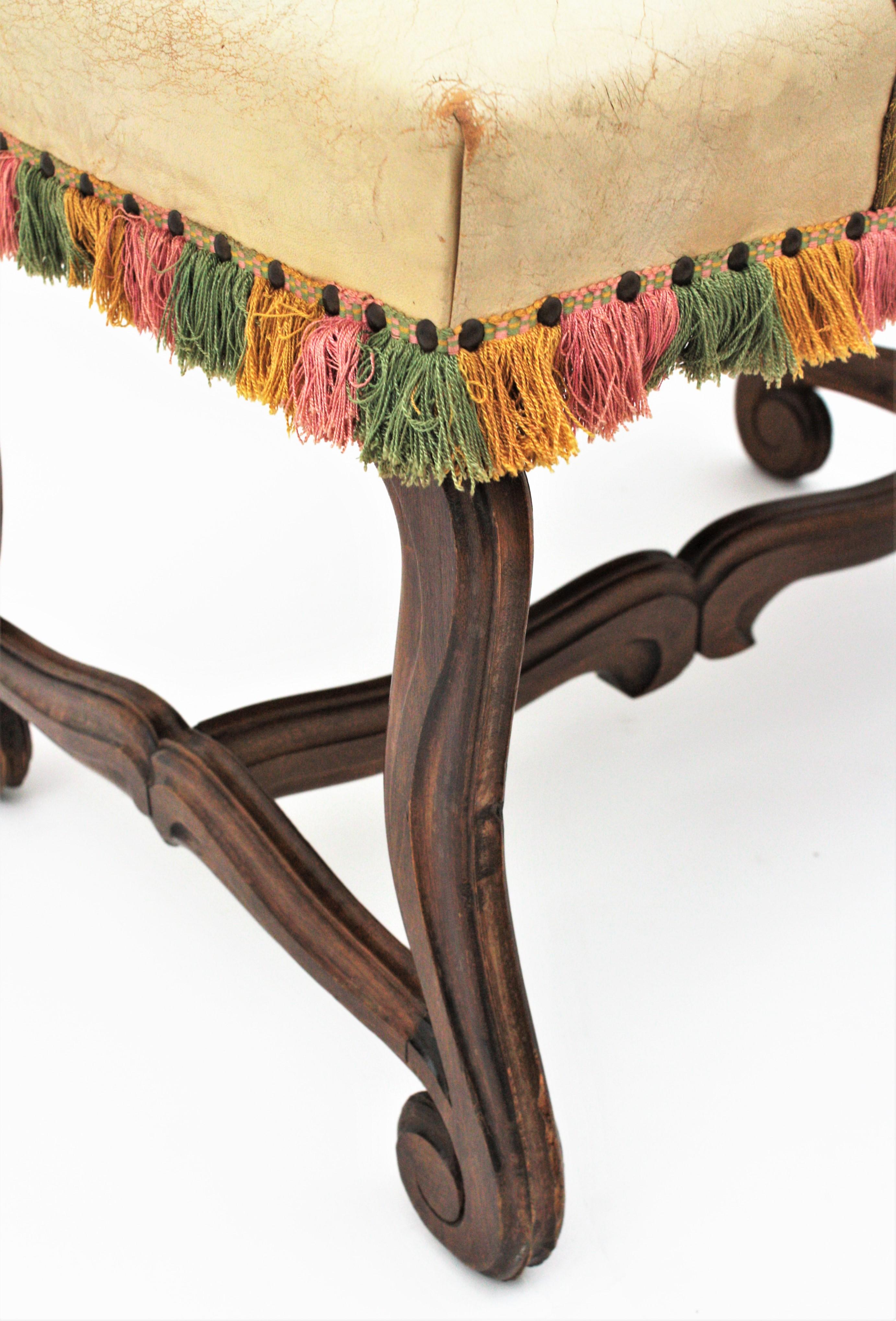 Os de Mouton Louis XIV Style Walnut Stool or Bench In Good Condition For Sale In Barcelona, ES