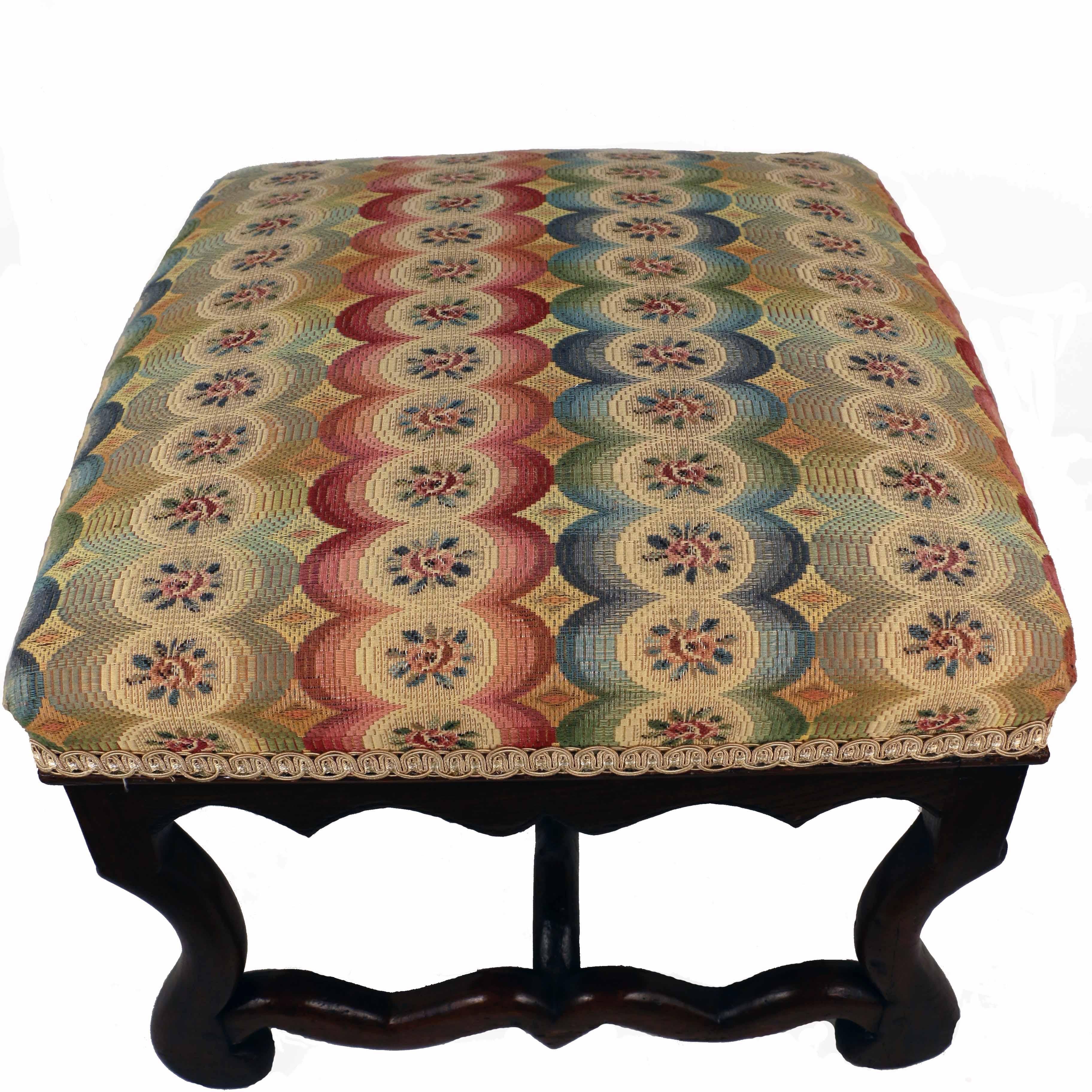 Louis XIV Style Os De Mouton Stool In Good Condition For Sale In Montreal, QC