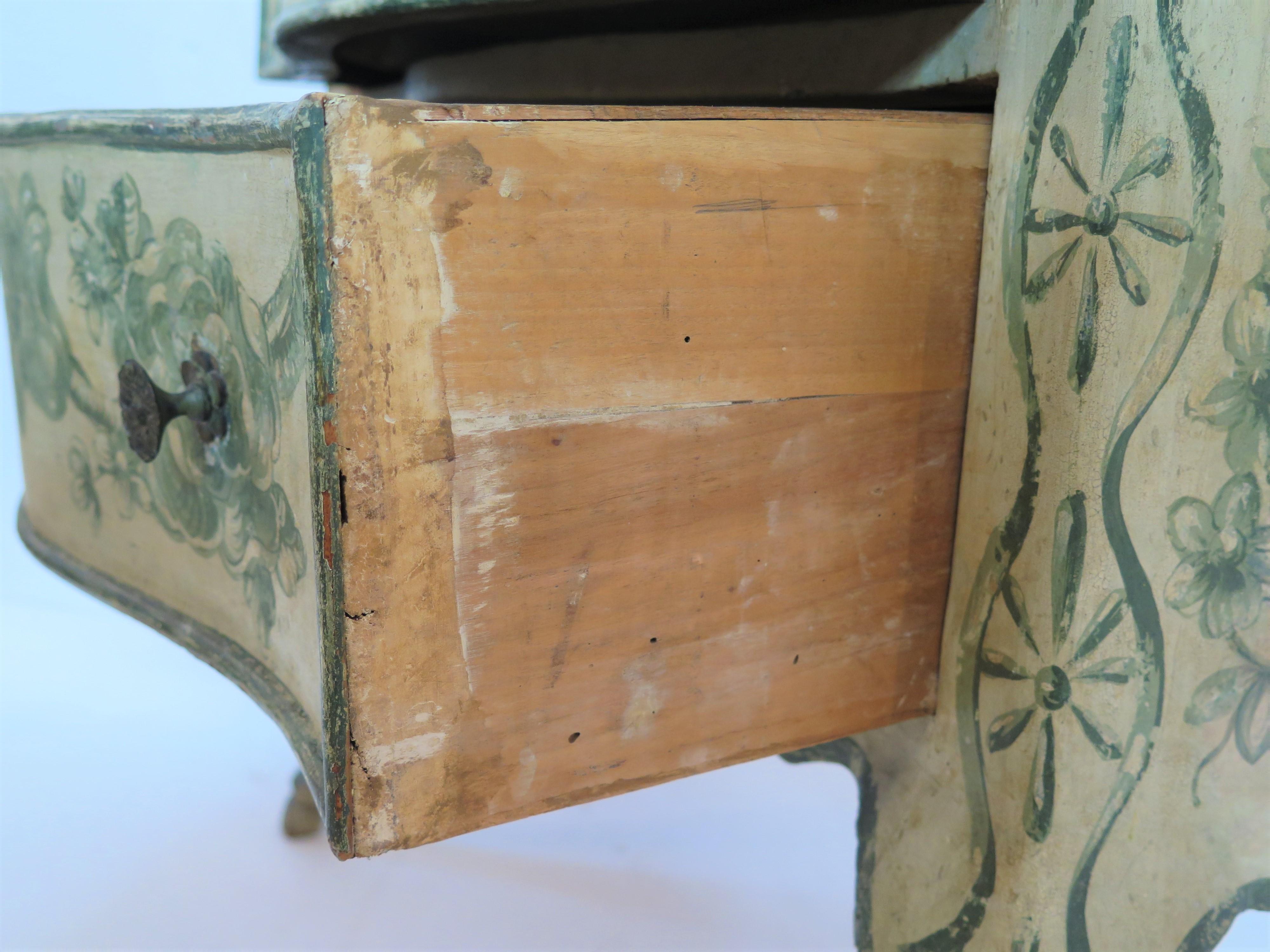 Louis XIV-Style Painted Venetian Commode For Sale 6