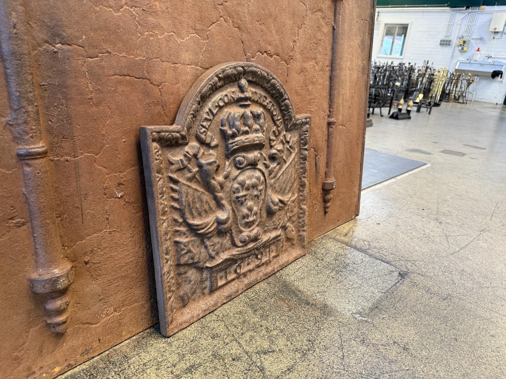 Louis XIV Style 'Seul Contre Tous' Fireback / Backsplash, 20th Century For Sale 6