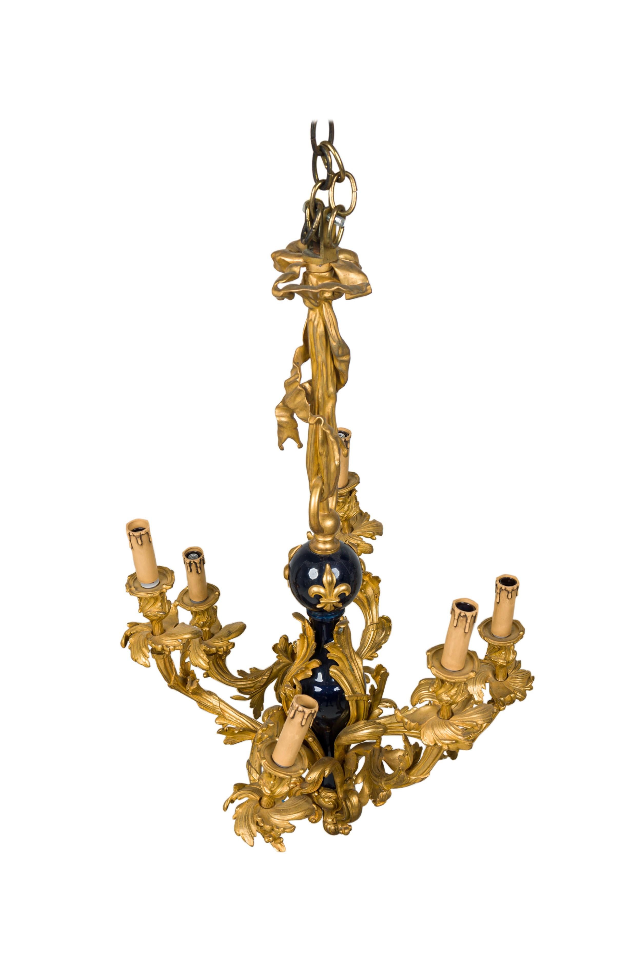 Louis XV 19th Century Bronze Dore and Cobalt Porcelain Eight-Arm Chandelier For Sale 1
