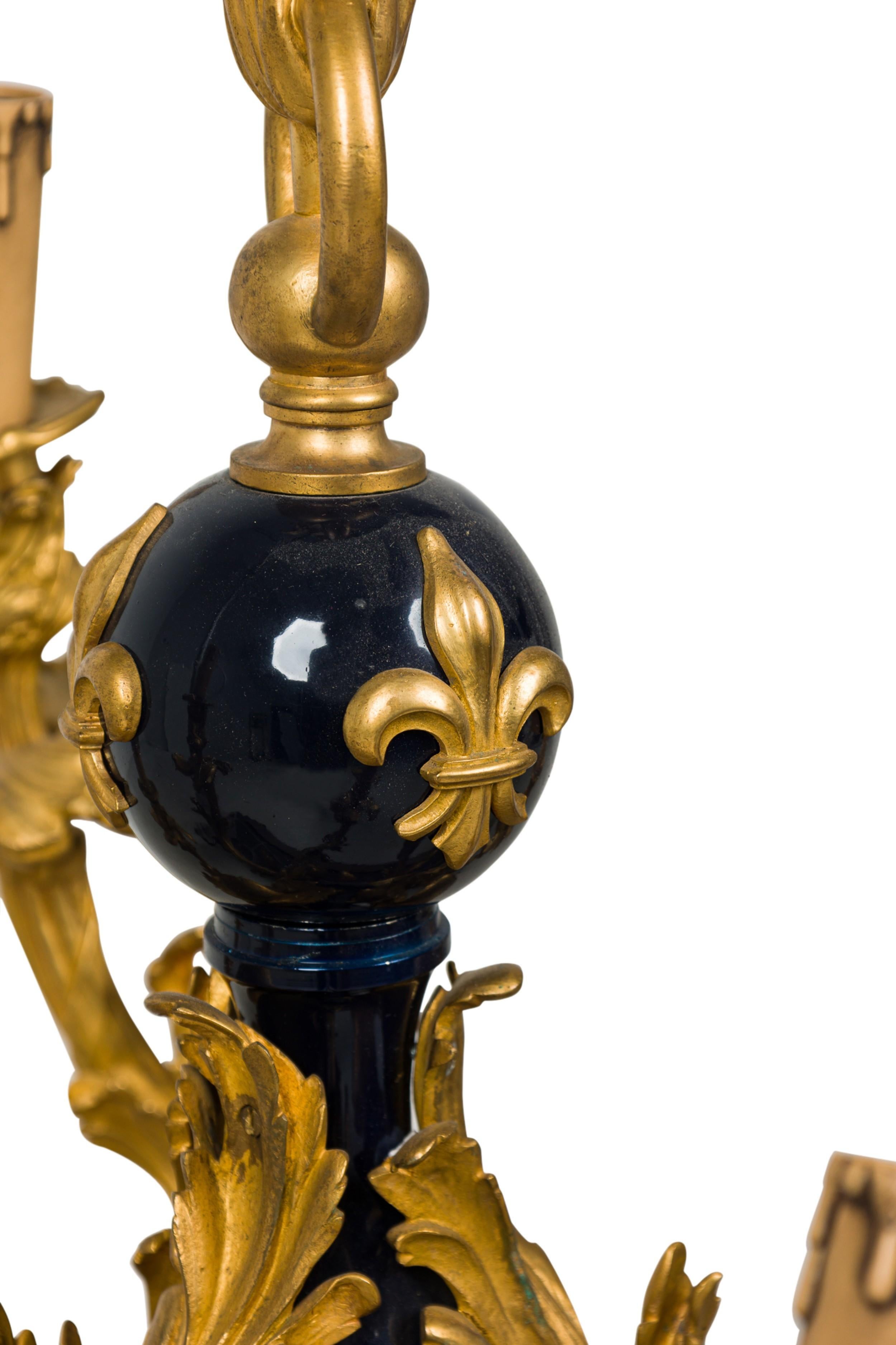 Louis XV 19th Century Bronze Dore and Cobalt Porcelain Eight-Arm Chandelier For Sale 2