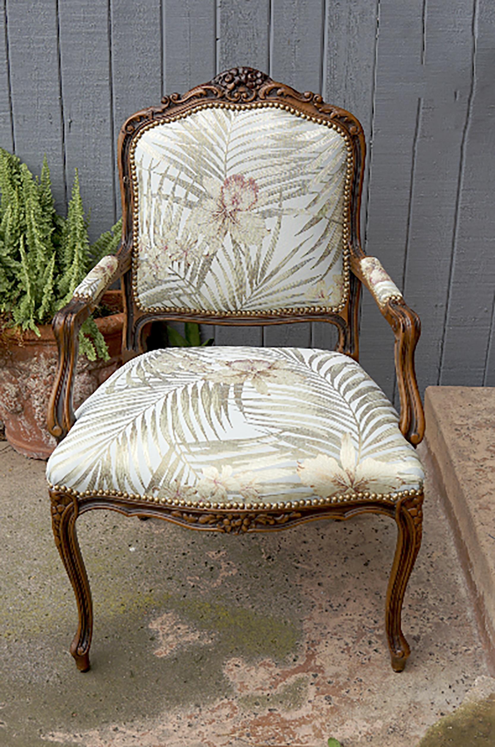 Hand-Carved Louis XV Antique Fauteil Armchair in Custom Botanical Silk For Sale