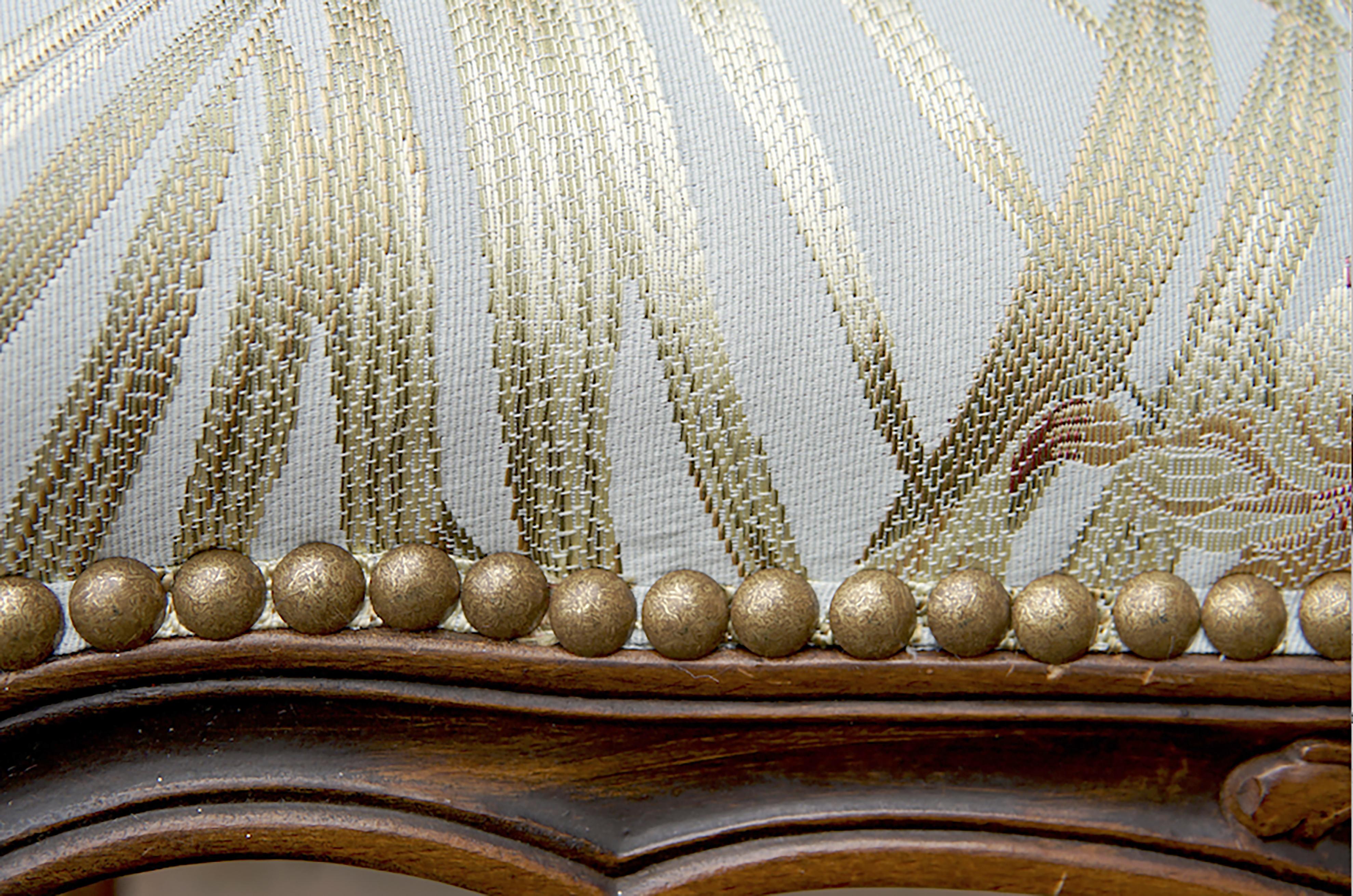 Louis XV Antique Fauteil Armchair in Custom Botanical Silk For Sale 2