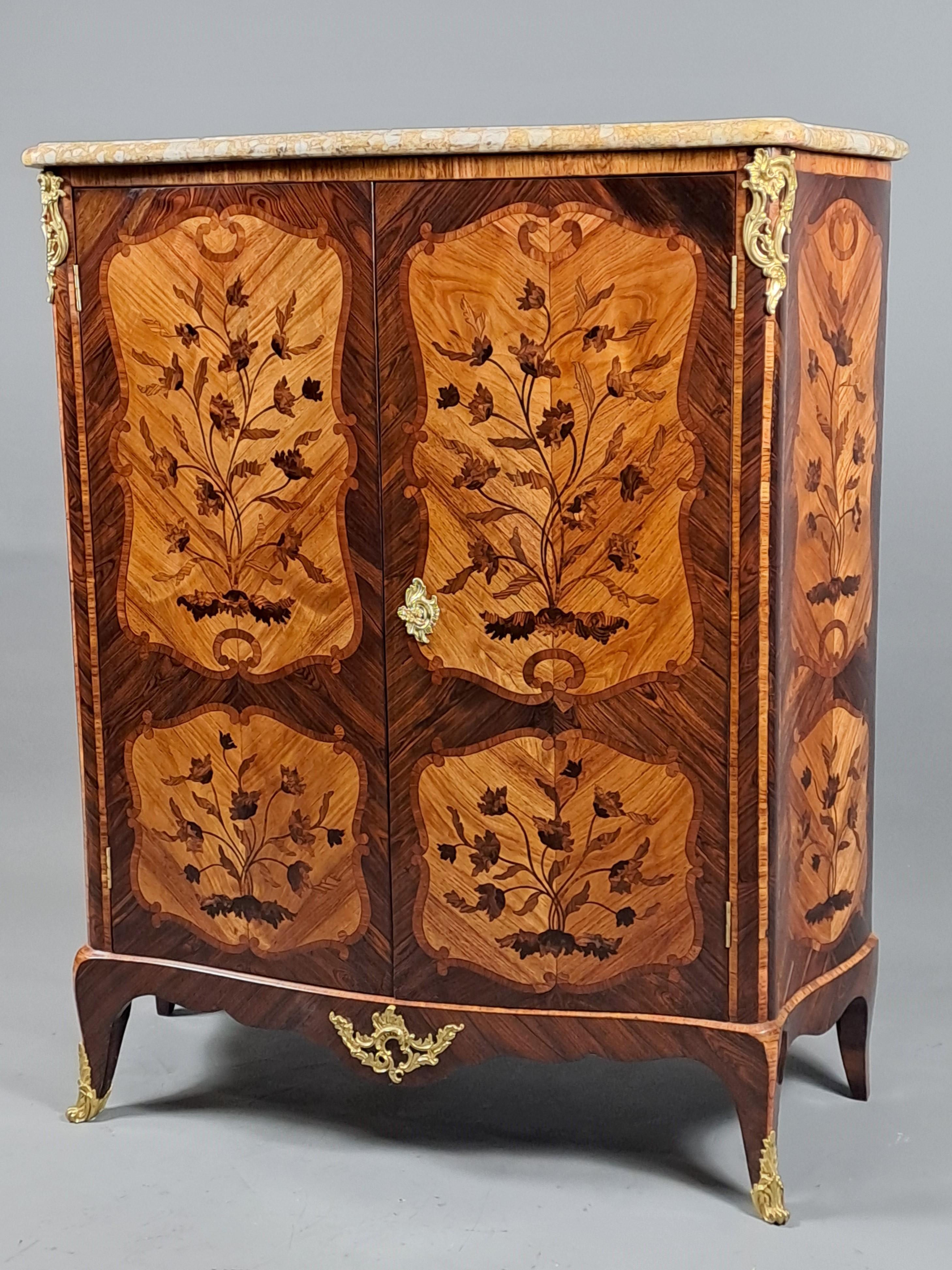 Louis XV Armoirette With Floral Marquetry And Gilt Bronze For Sale 5