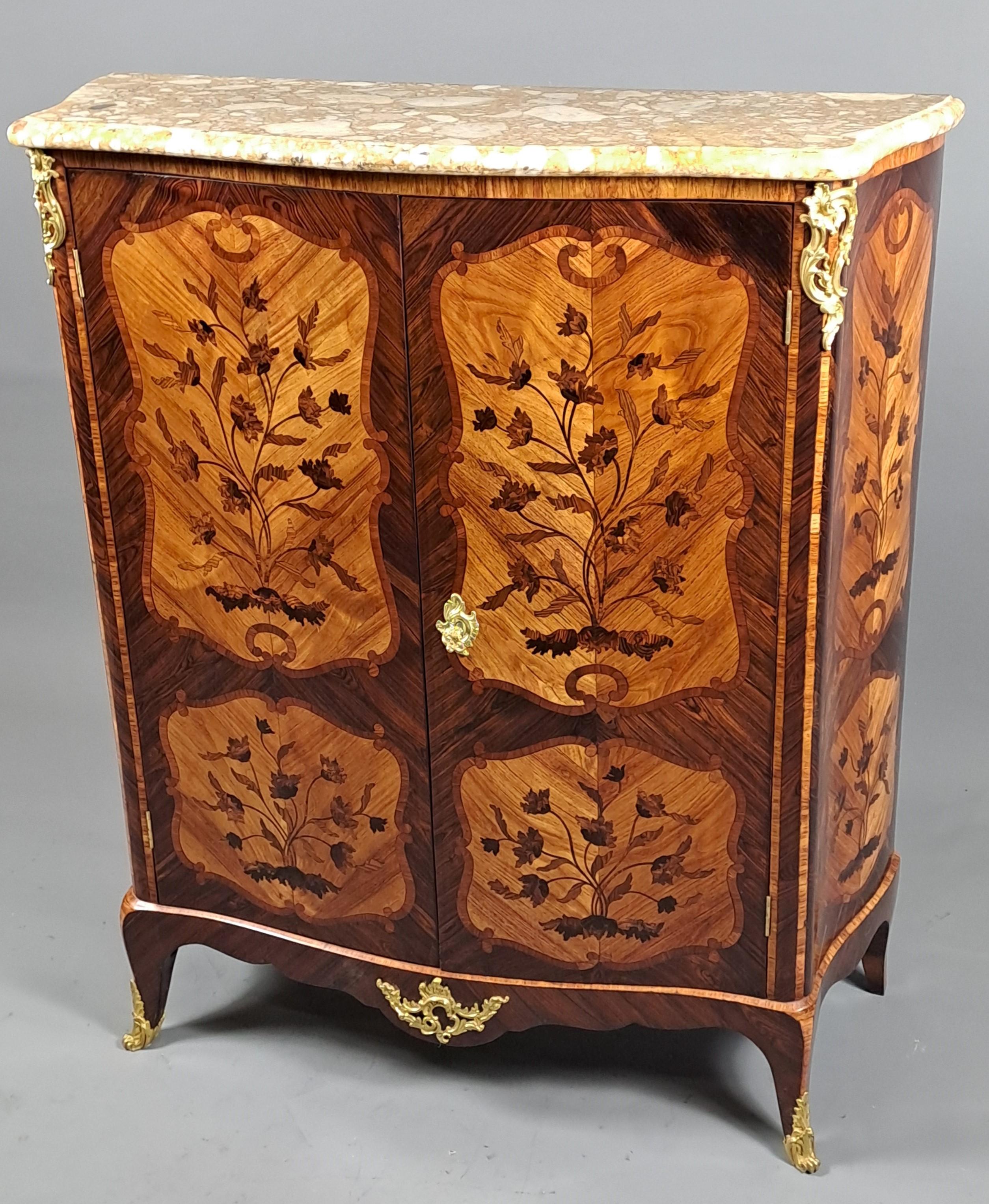 Louis XV Armoirette With Floral Marquetry And Gilt Bronze For Sale 6