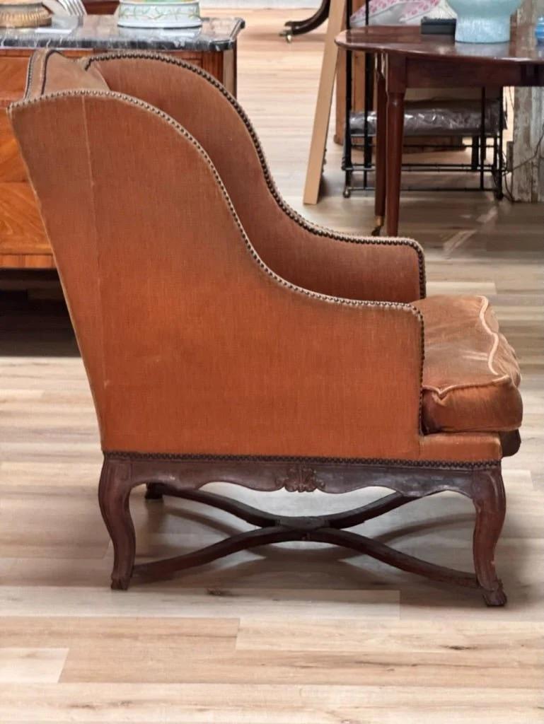 Louis XV beechwood bergère à oreilles, 18th c. In Good Condition In Charlottesville, VA
