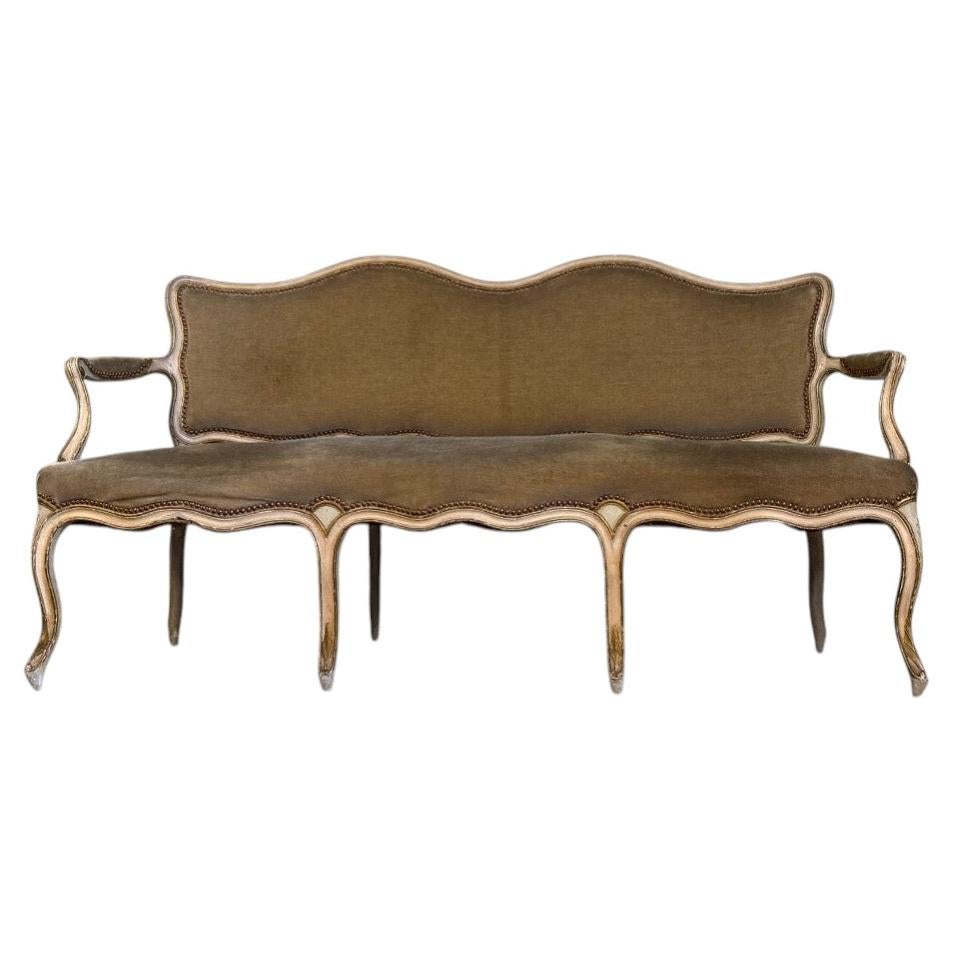 Louis XV bench in carved and painted wood, 18th century For Sale