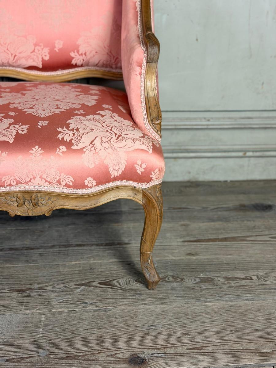 Banc Louis XV en bois naturel sculpté, XVIIIe siècle en vente 5
