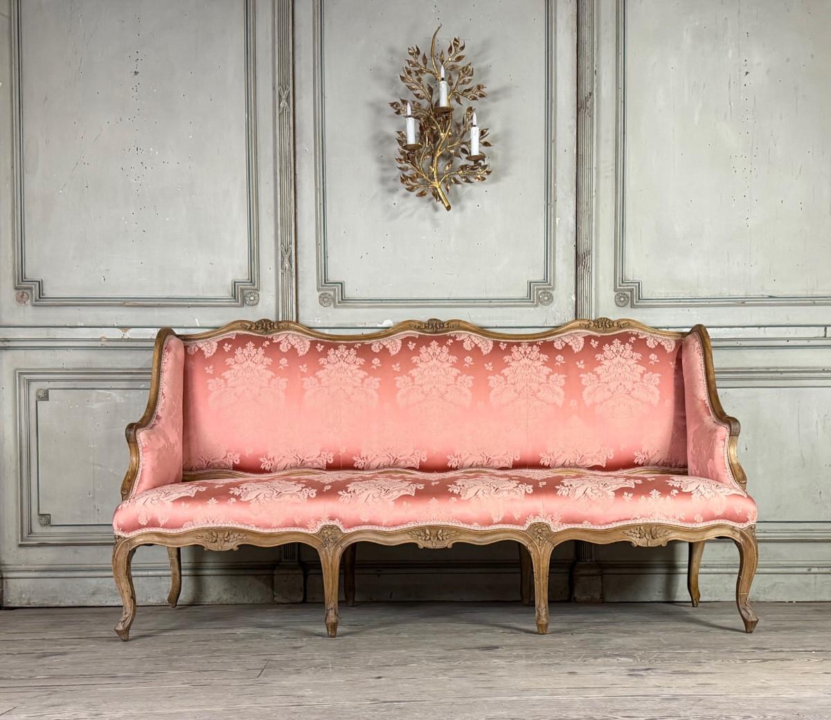 Banc Louis XV en bois naturel sculpté, XVIIIe siècle en vente 7