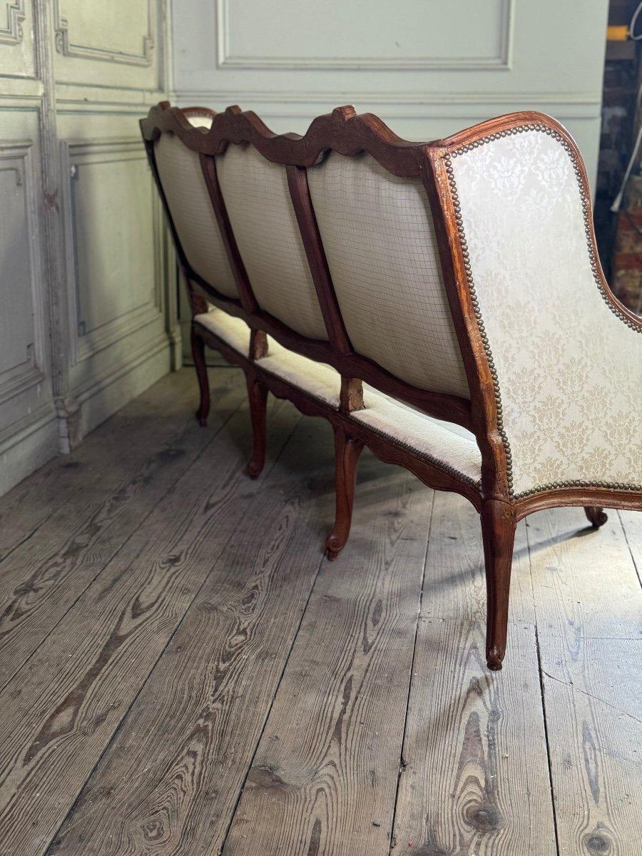 French Louis XV Bench In Carved Wood, Stamped Saint Georges, 18th Century For Sale