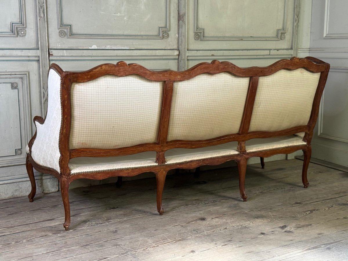 Louis XV Bench In Carved Wood, Stamped Saint Georges, 18th Century In Good Condition For Sale In Honnelles, WHT