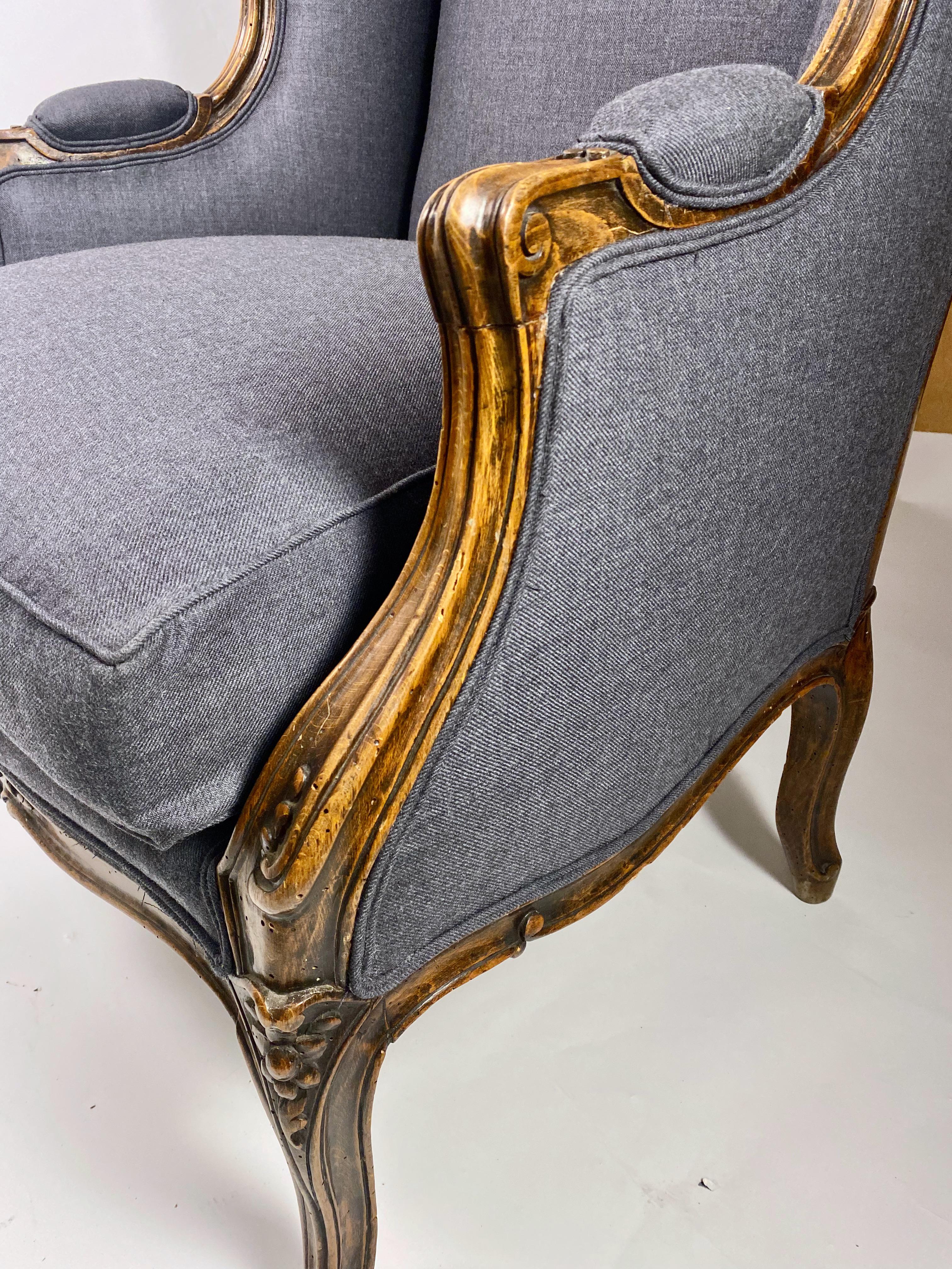 Late 18th Century Louis XV Bergere For Sale