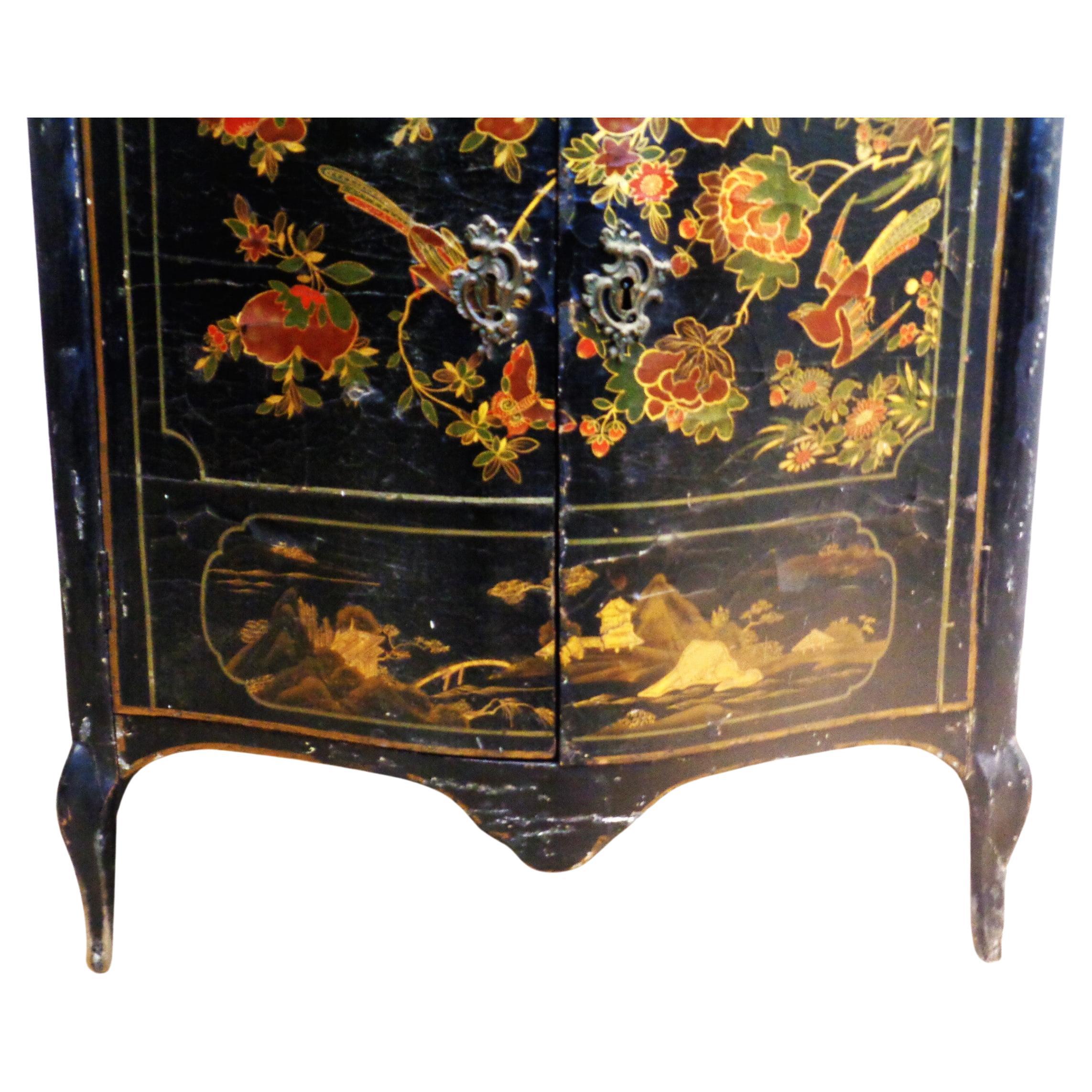Gilt  18th Century Louis XV Lacquered Chinoiserie Decorated Corner Cabinet